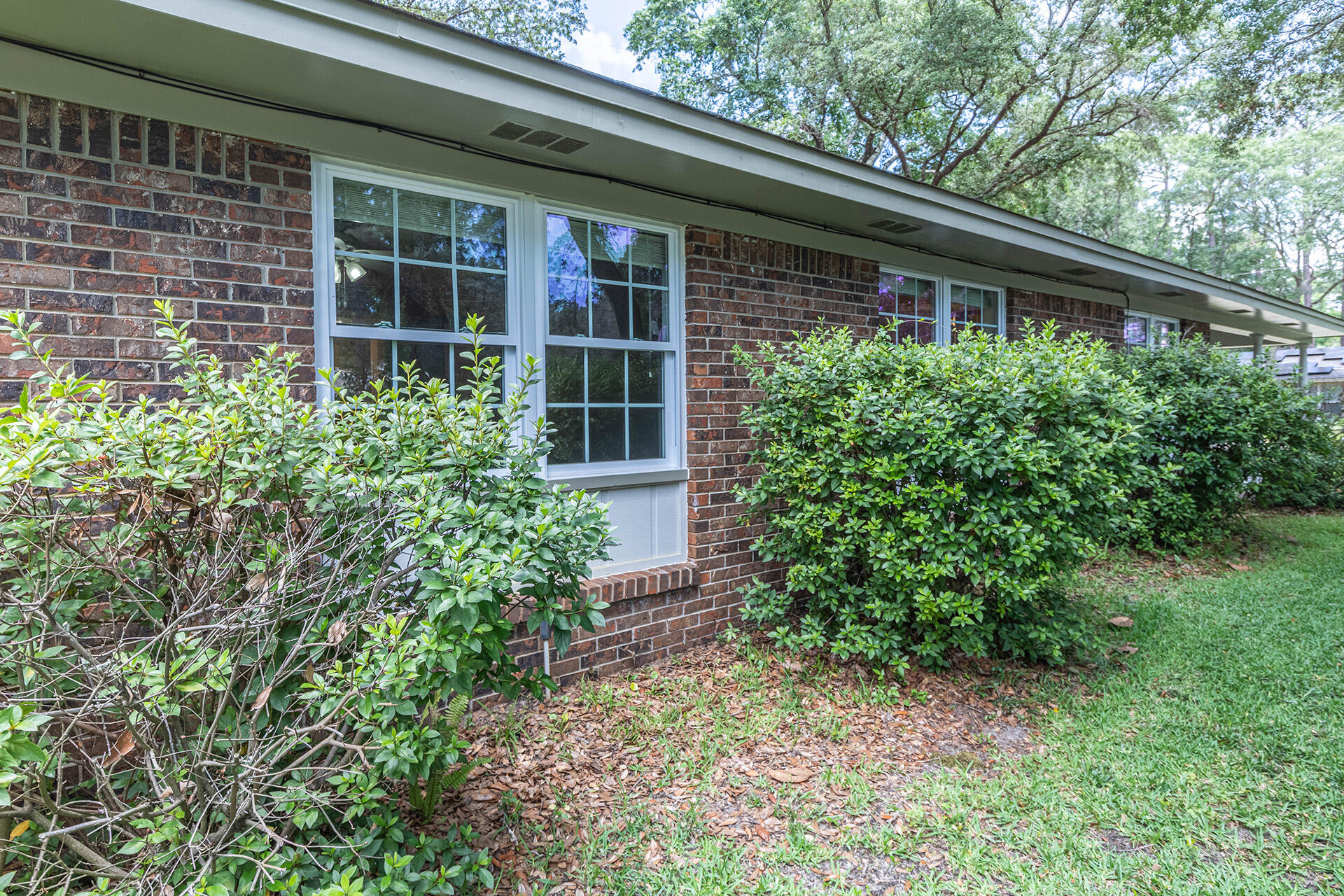 PINEWOOD ESTATES - Residential