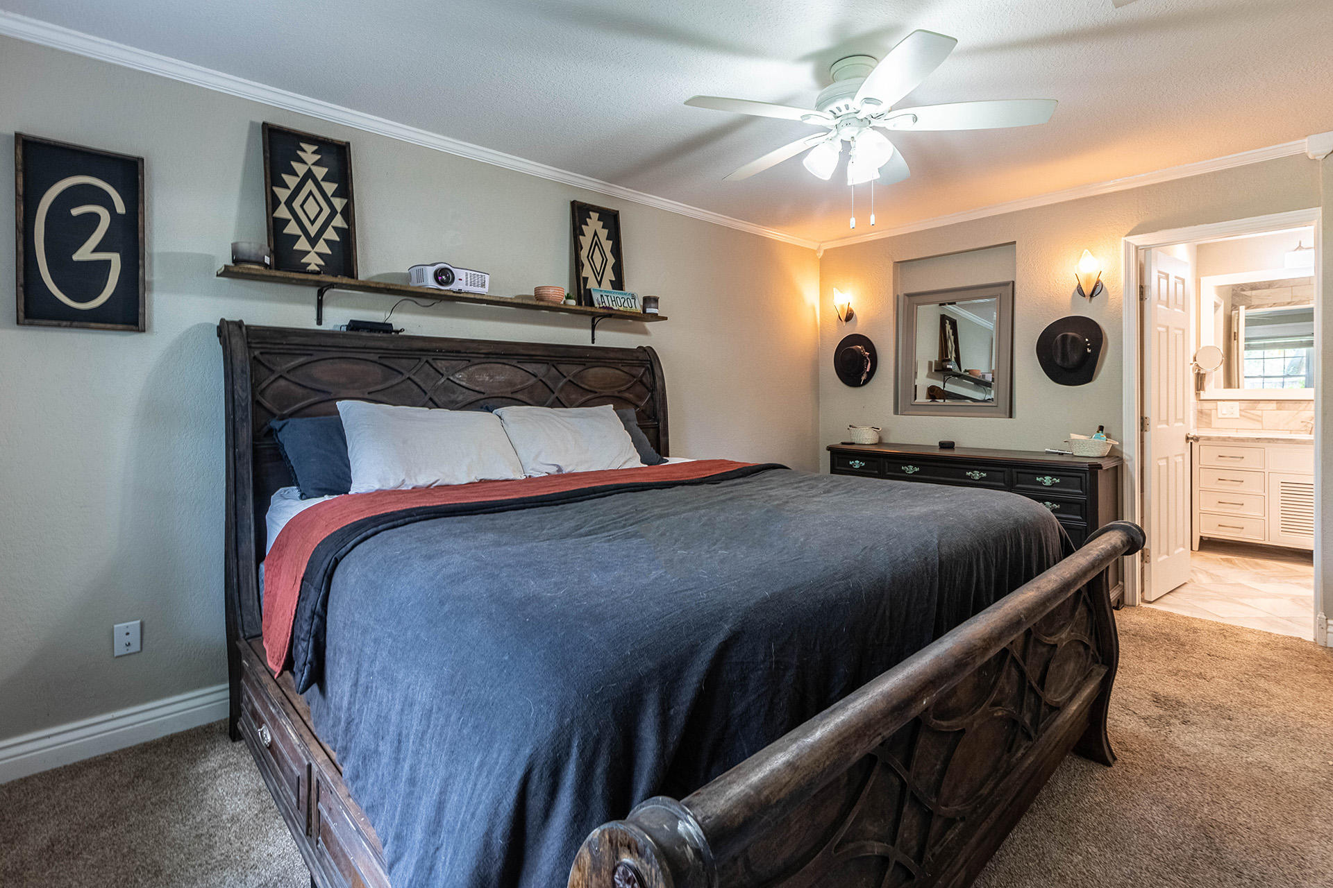 PINEWOOD ESTATES - Residential