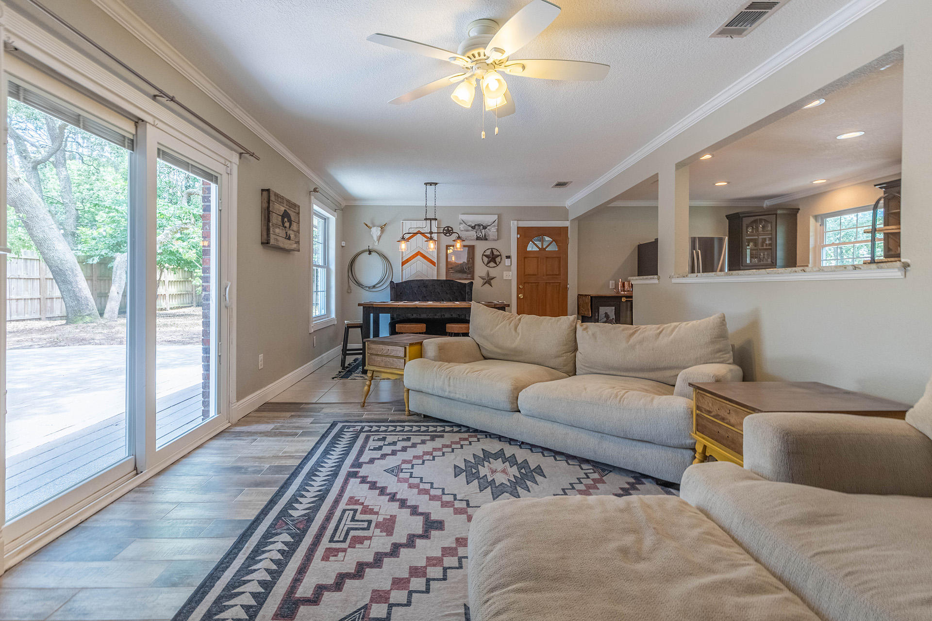 PINEWOOD ESTATES - Residential