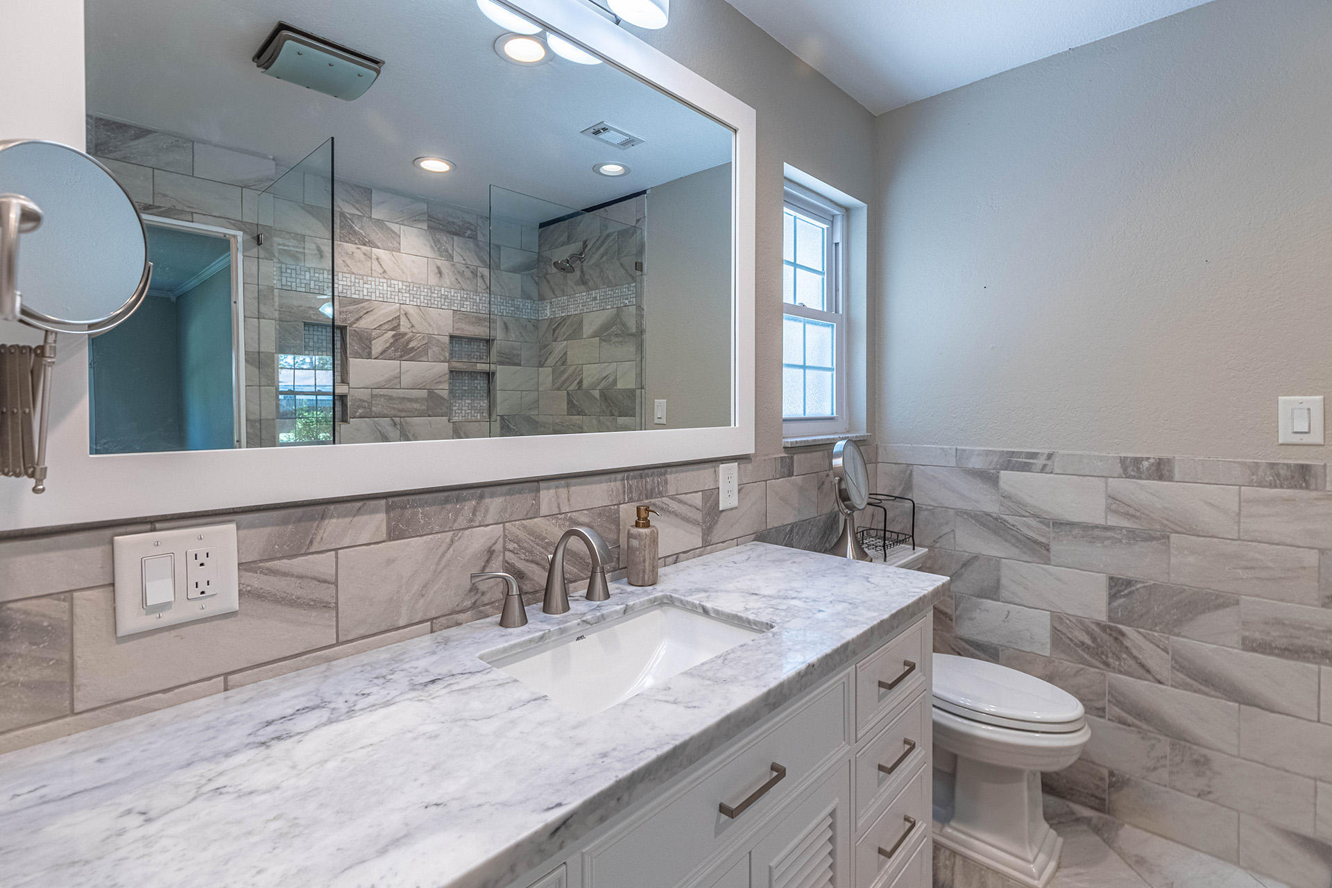 PINEWOOD ESTATES - Residential