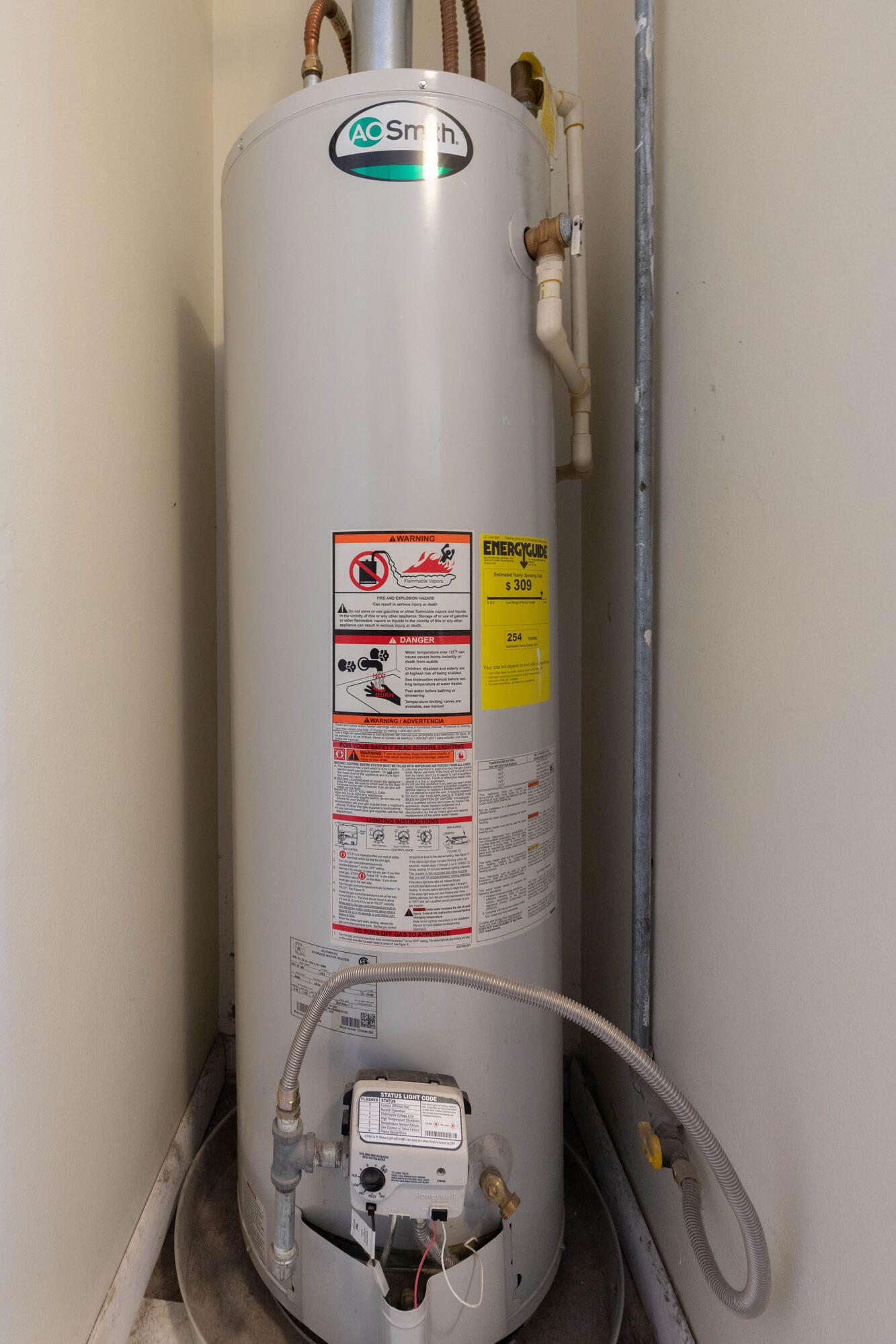 PINEWOOD ESTATES - Residential