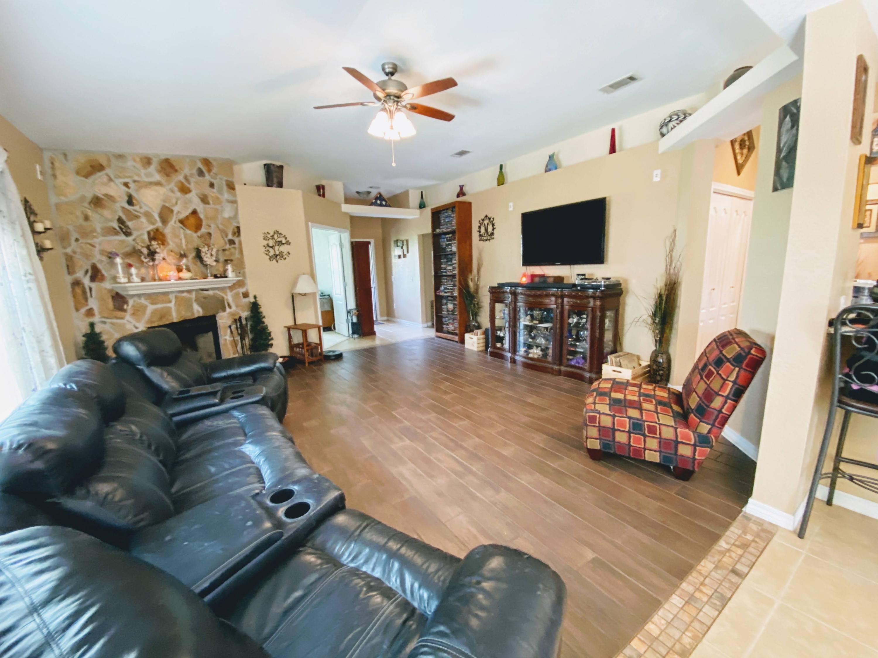 Ashton Woods - Residential