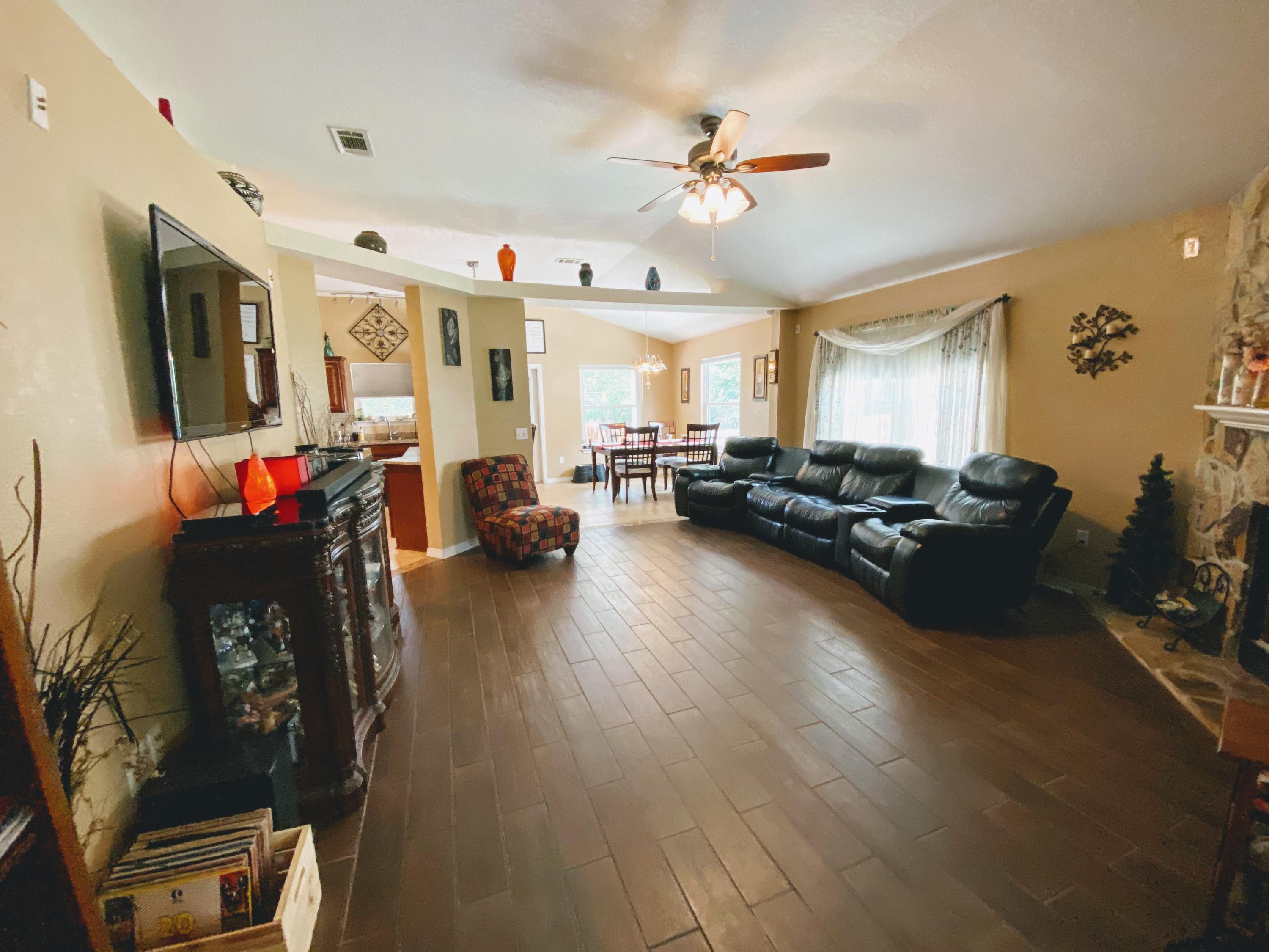 Ashton Woods - Residential