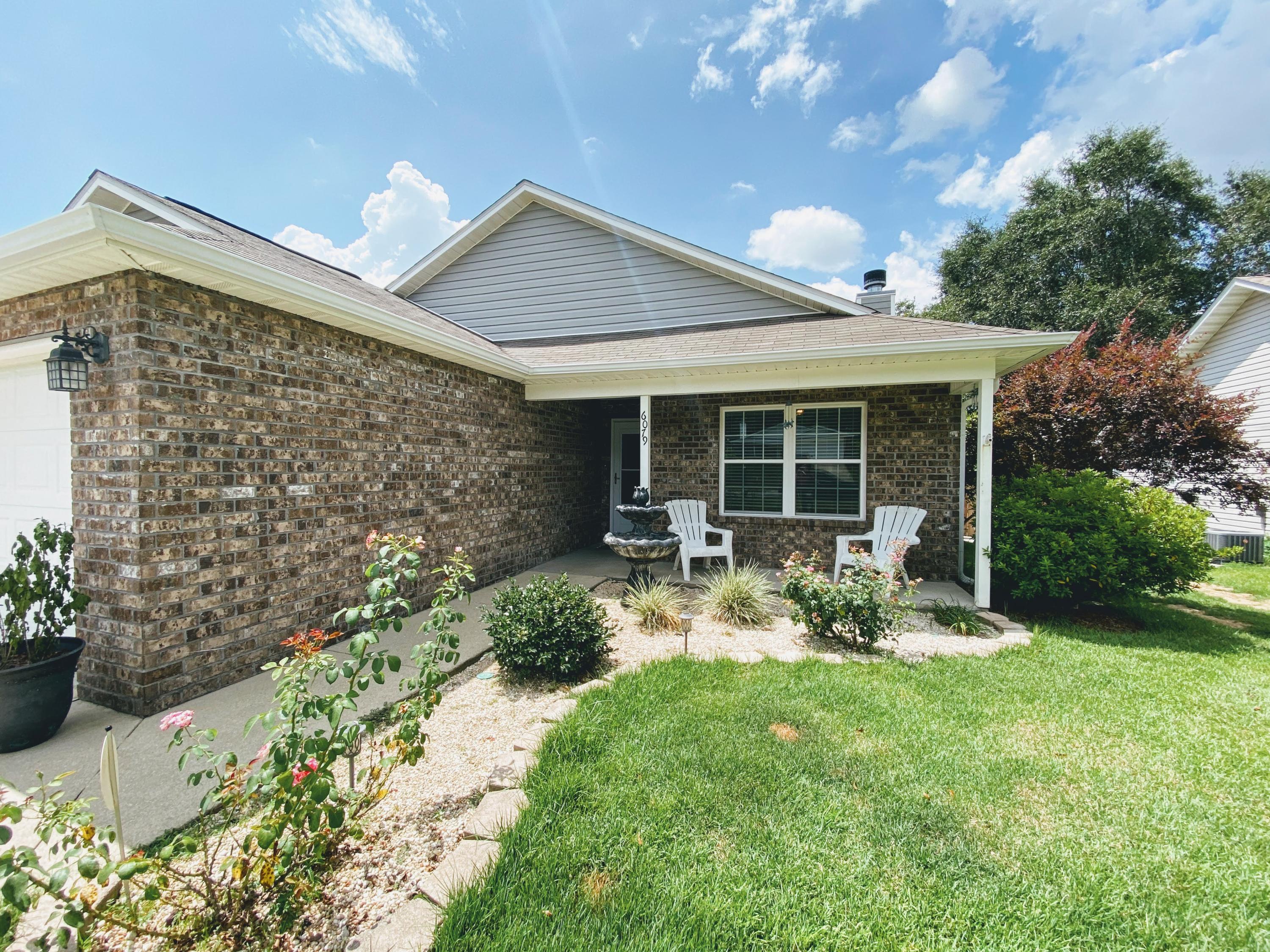 Ashton Woods - Residential