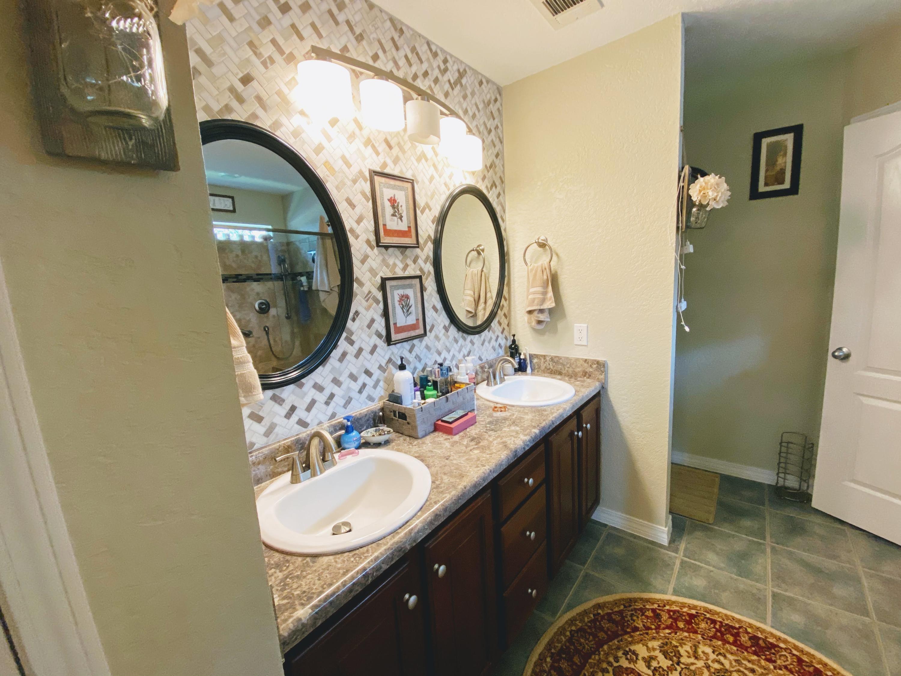 Ashton Woods - Residential