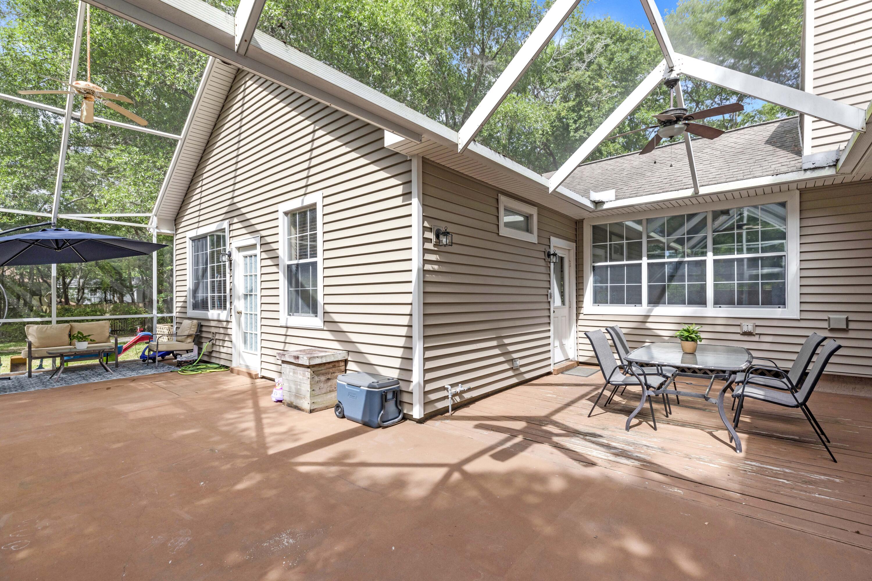 PARKWOOD ESTATES PH 1 BLUEWATER BAY - Residential