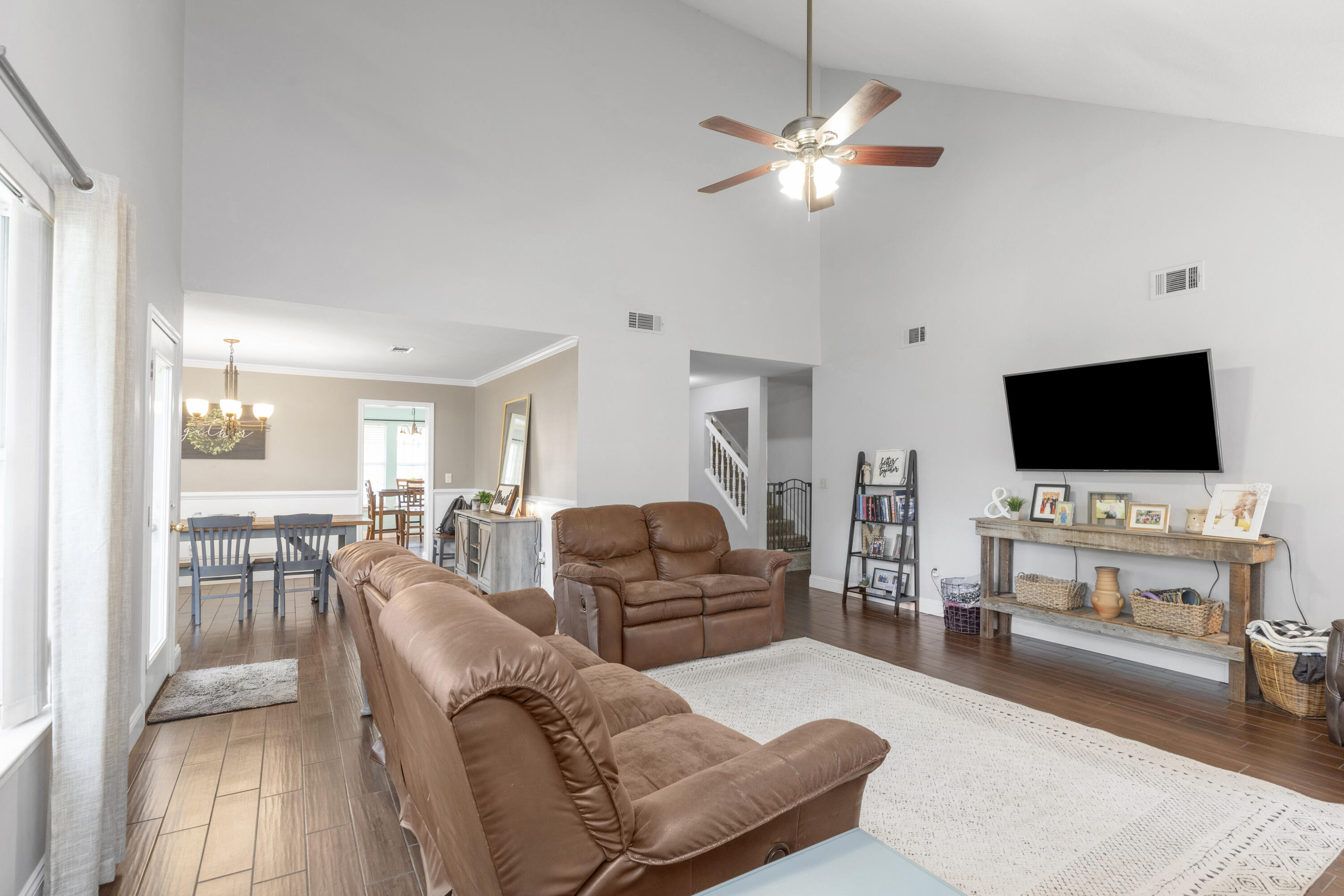 PARKWOOD ESTATES PH 1 BLUEWATER BAY - Residential