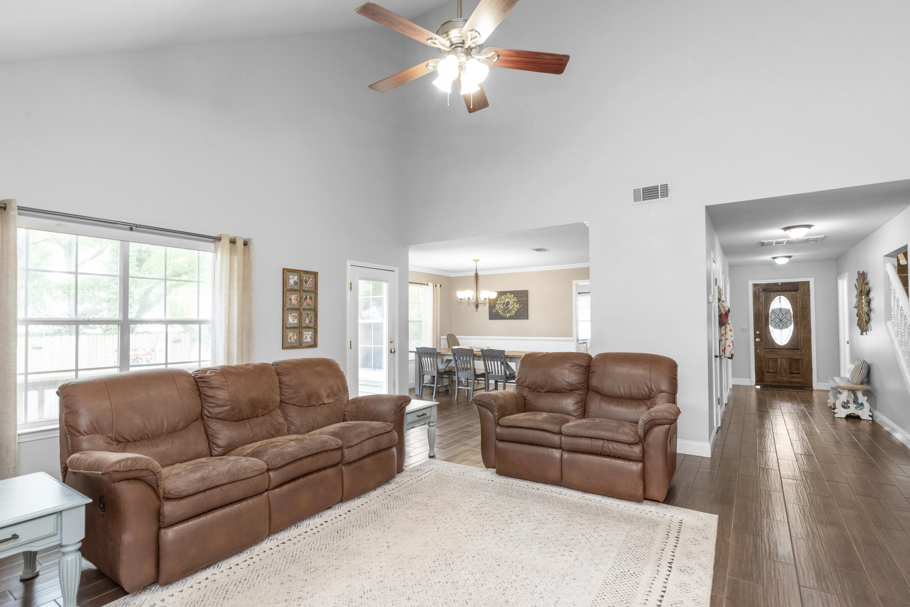 PARKWOOD ESTATES PH 1 BLUEWATER BAY - Residential