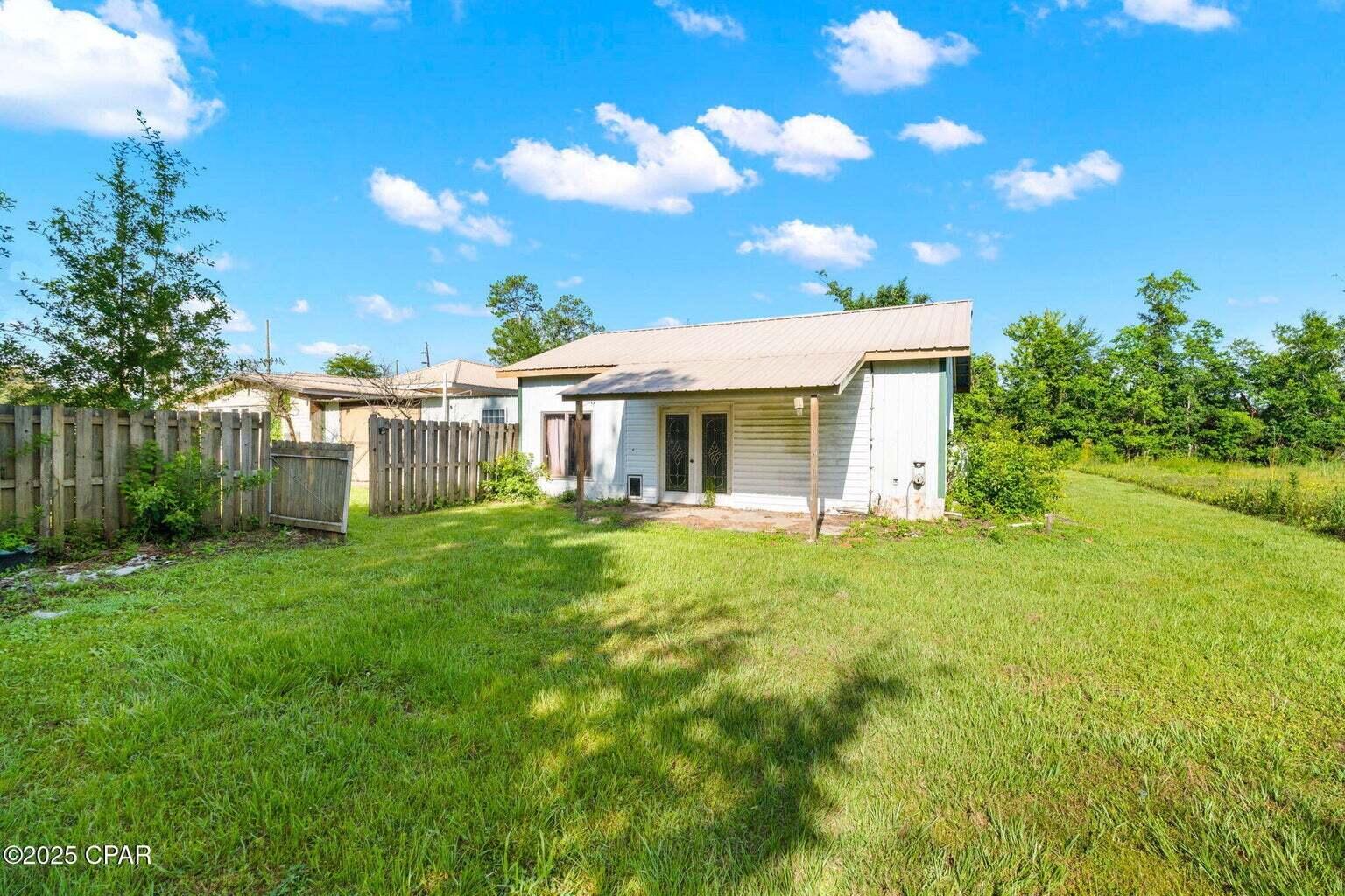 NO RECORDED SUBDIVISION - Residential