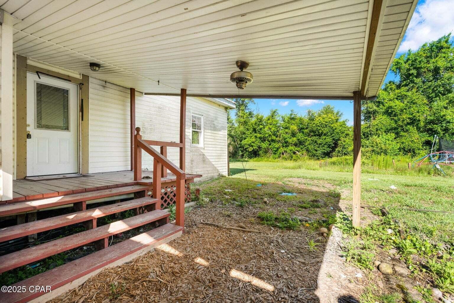NO RECORDED SUBDIVISION - Residential