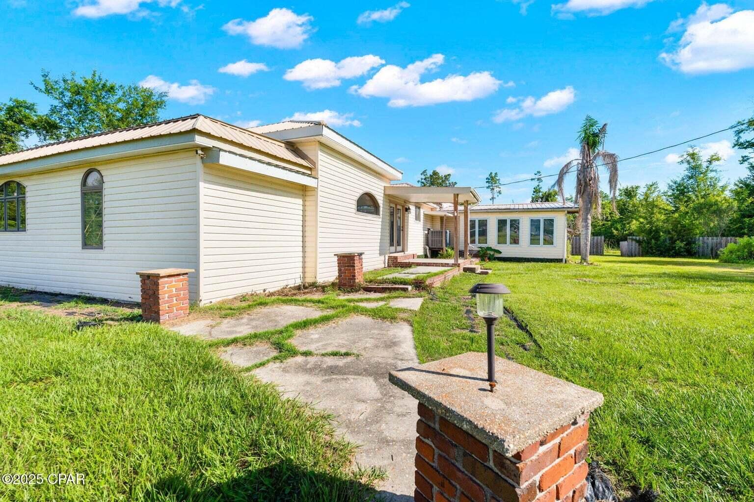 NO RECORDED SUBDIVISION - Residential