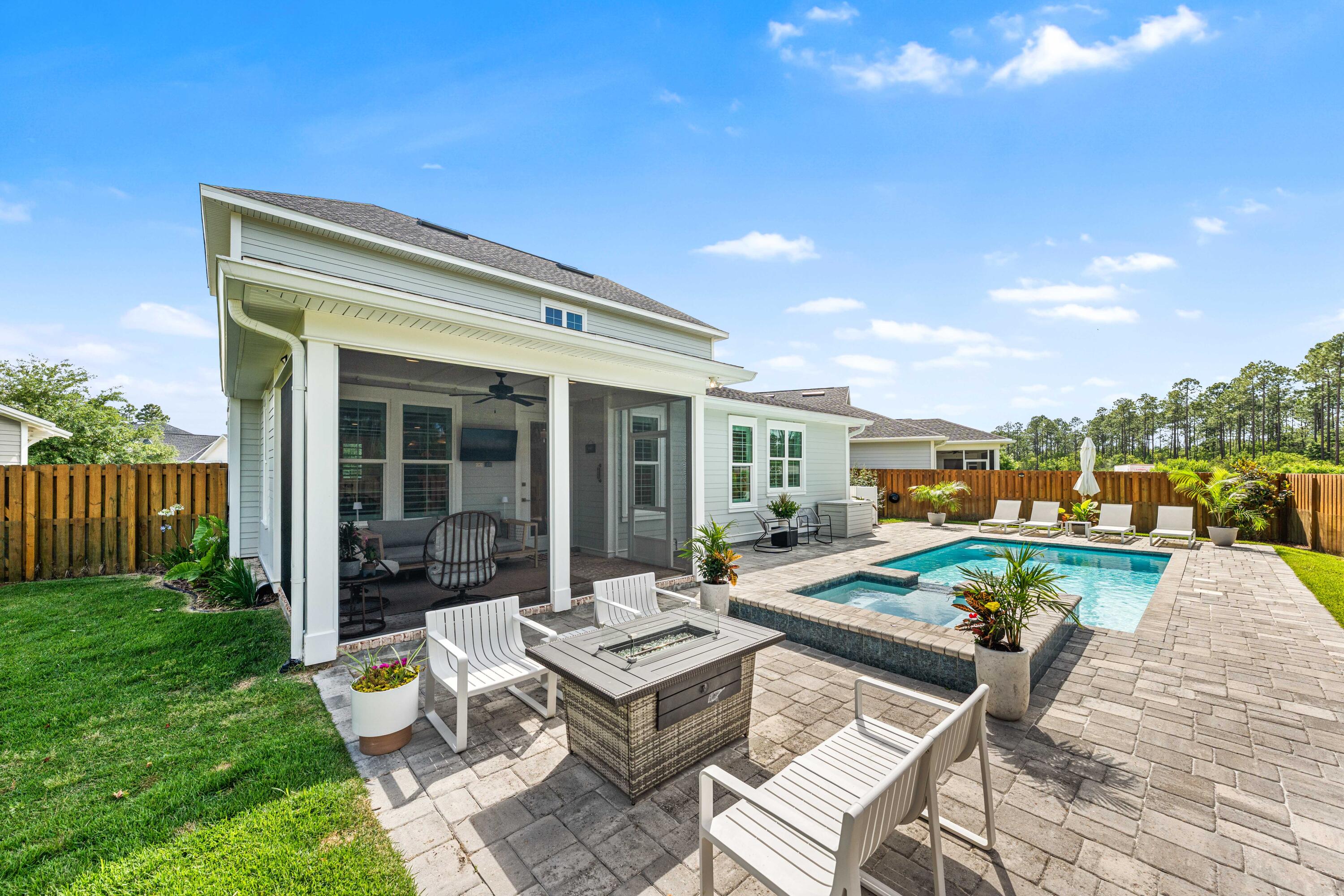 WATERSOUND ORIGINS - Residential Lease