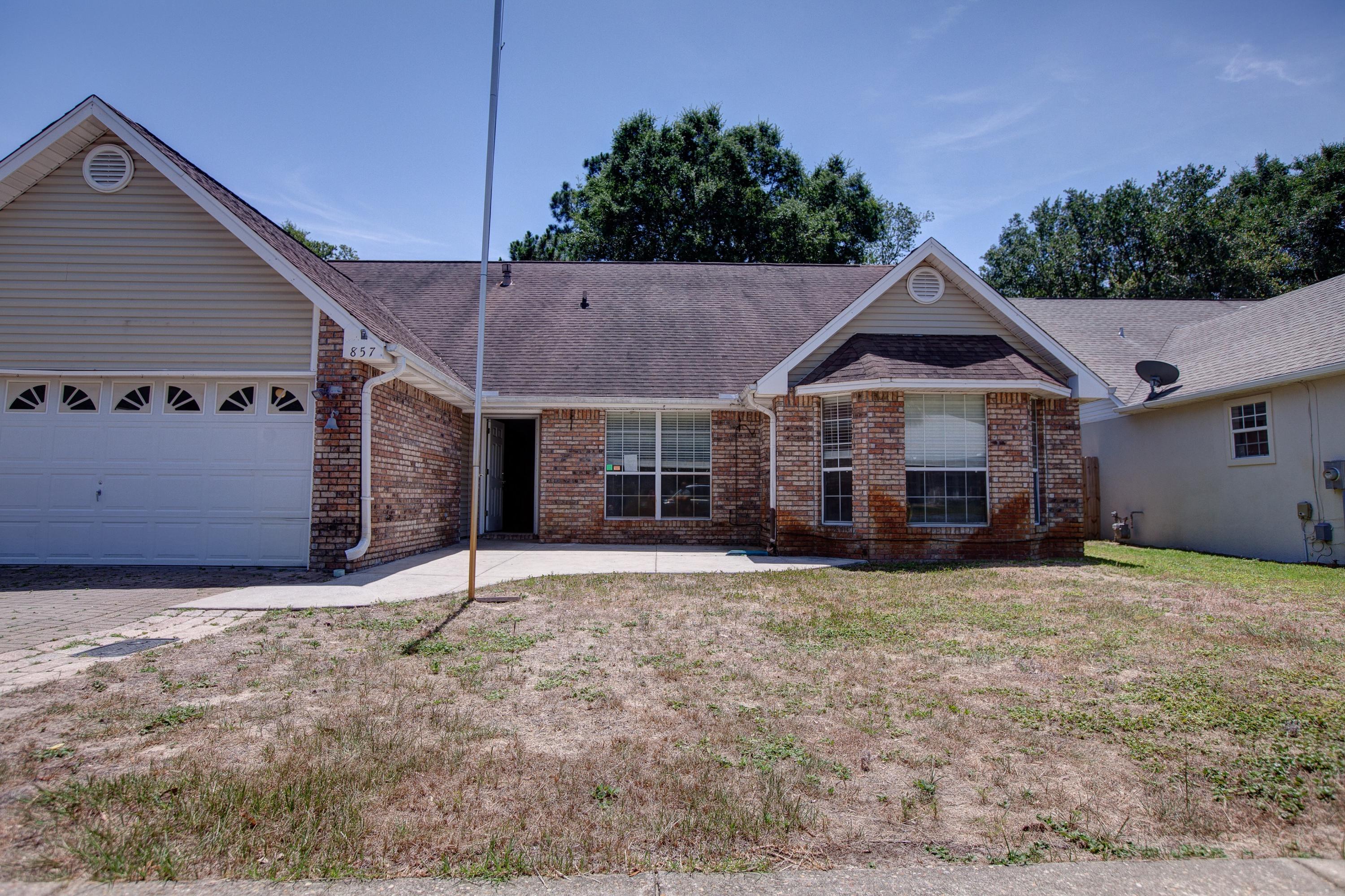 SHALIMAR COMMONS - Residential