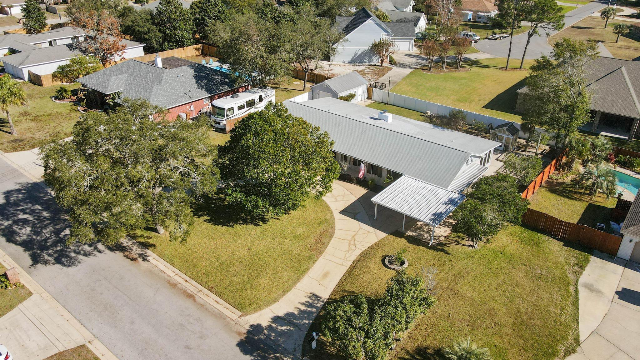 NORTH SHORES - Residential