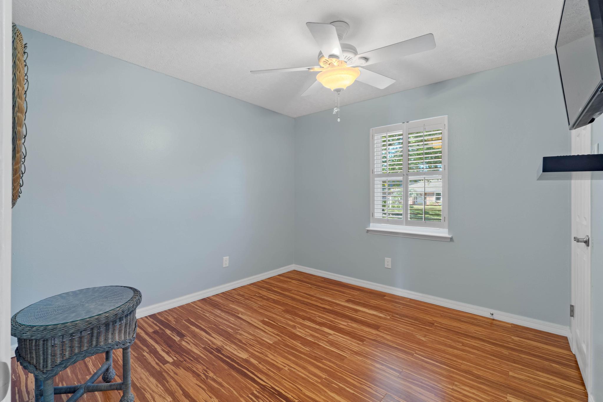 NORTH SHORES - Residential