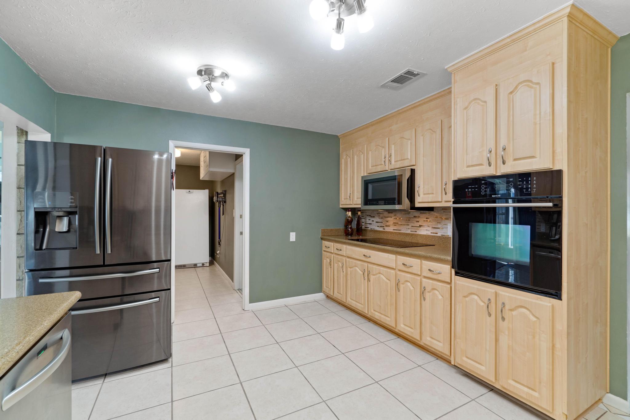 NORTH SHORES - Residential