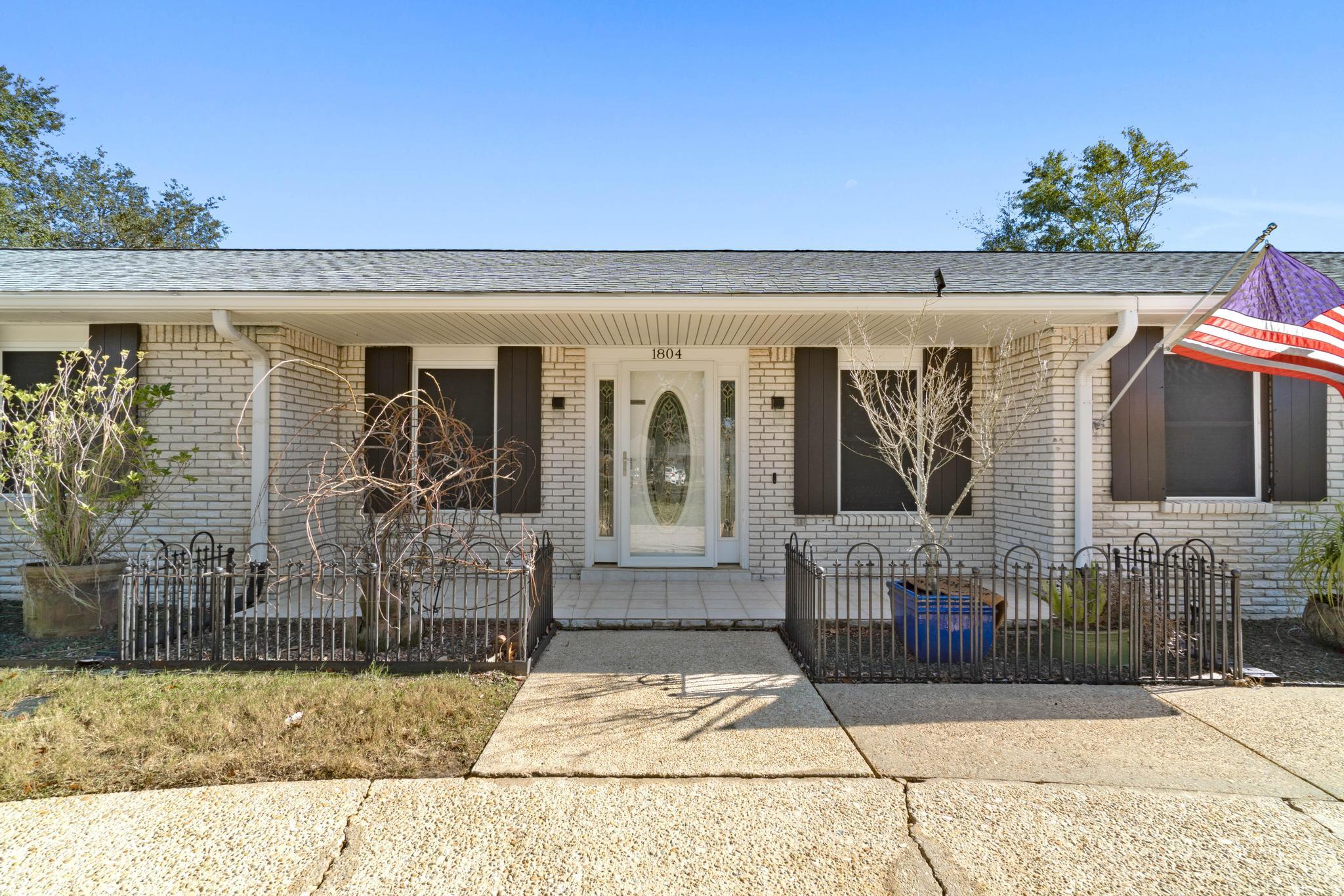 NORTH SHORES - Residential