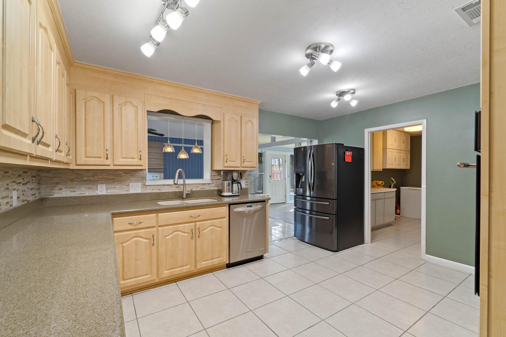 NORTH SHORES - Residential