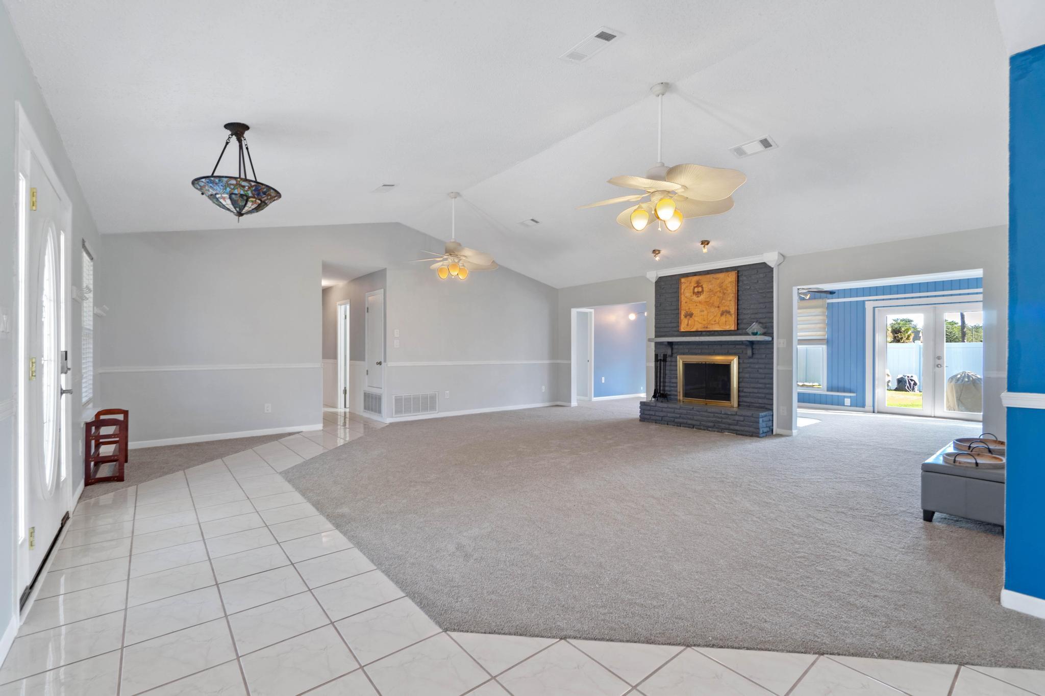 NORTH SHORES - Residential