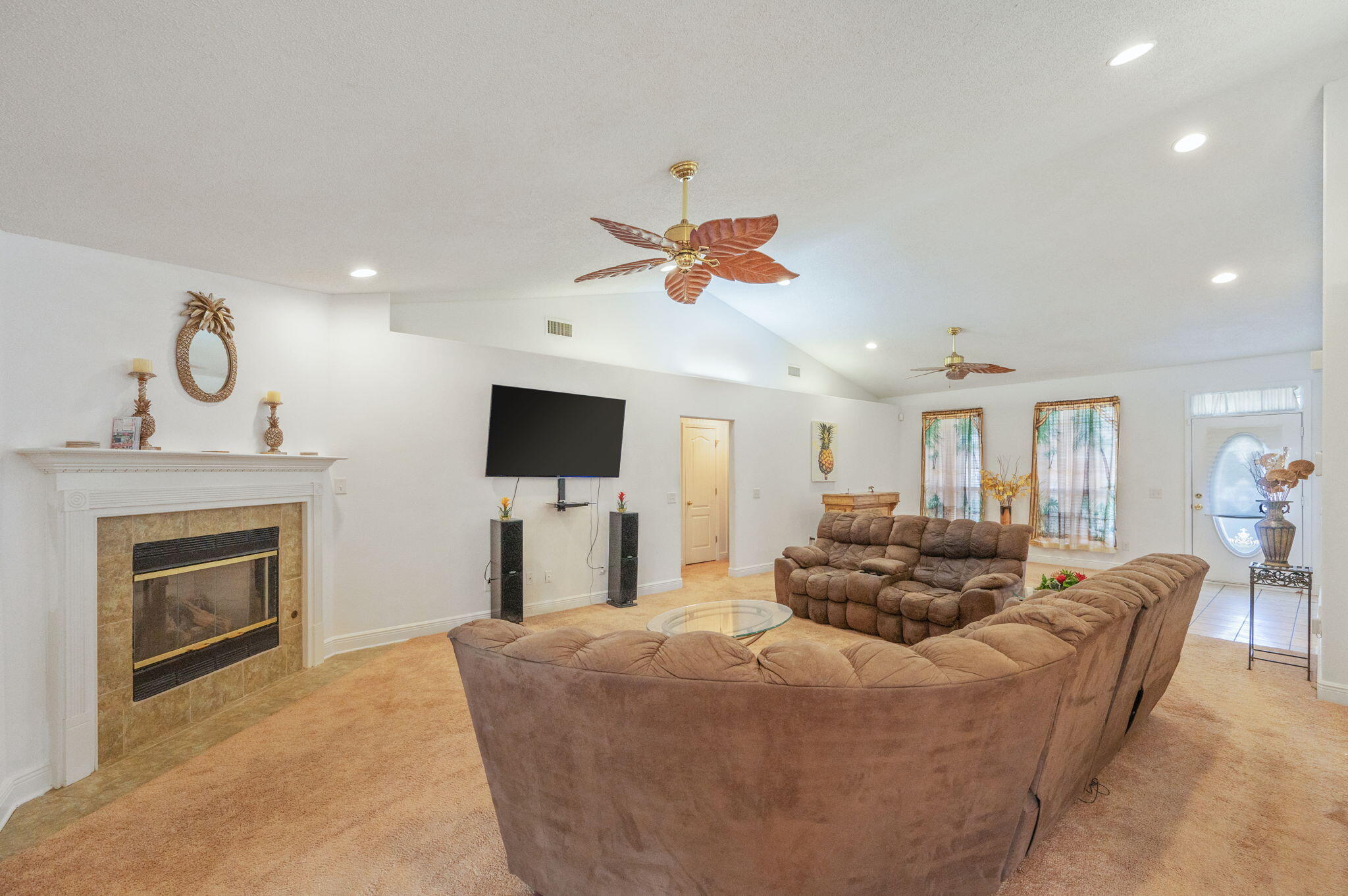 HERITAGE WOODS - Residential