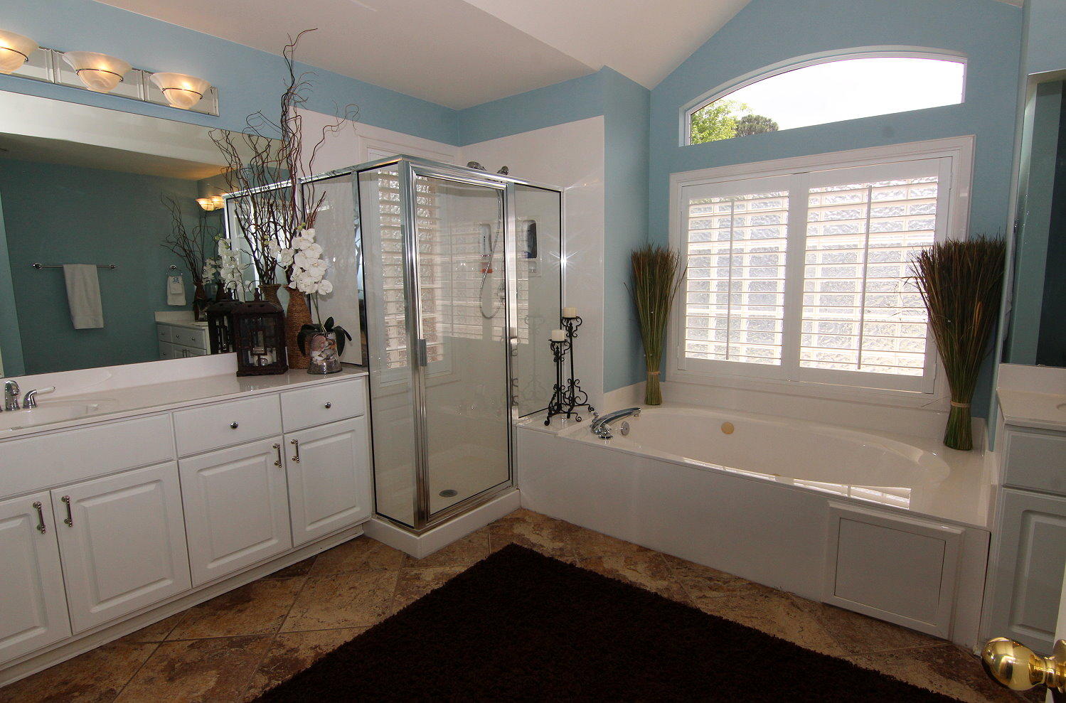 WINDSOR FOREST - Residential