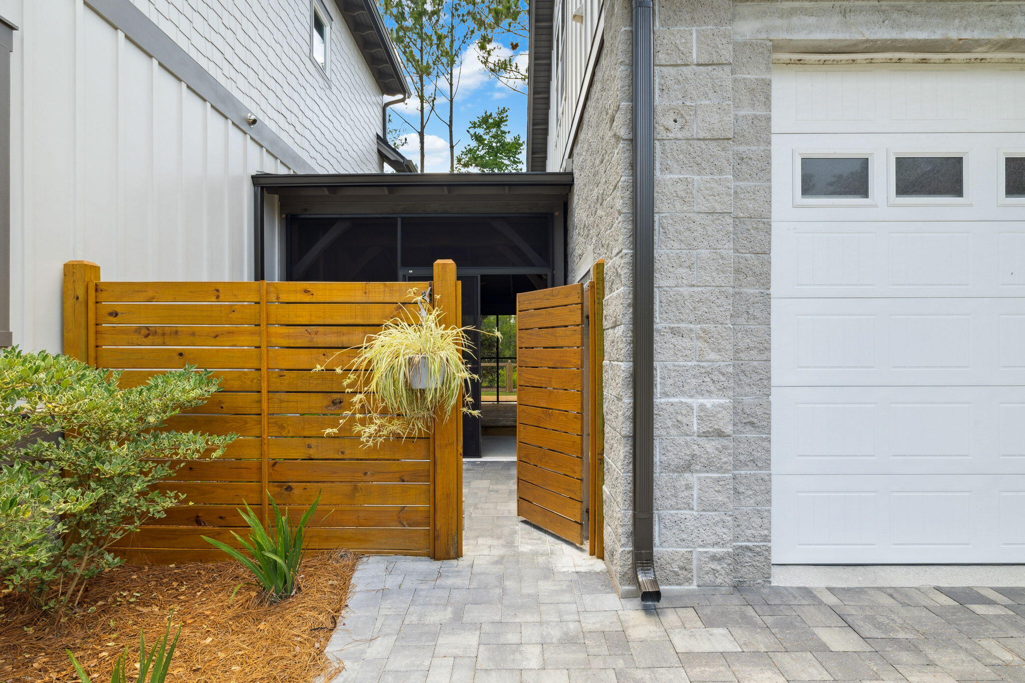 EDEN PARC - Residential