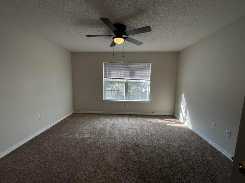 DIAMOND VIEW T/H - Residential Lease