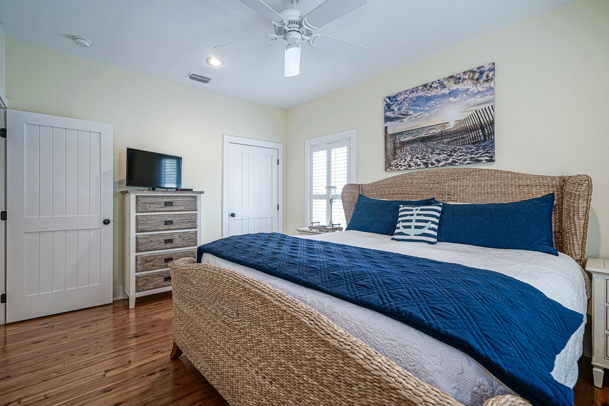 MAGNOLIA COTTAGES - Residential