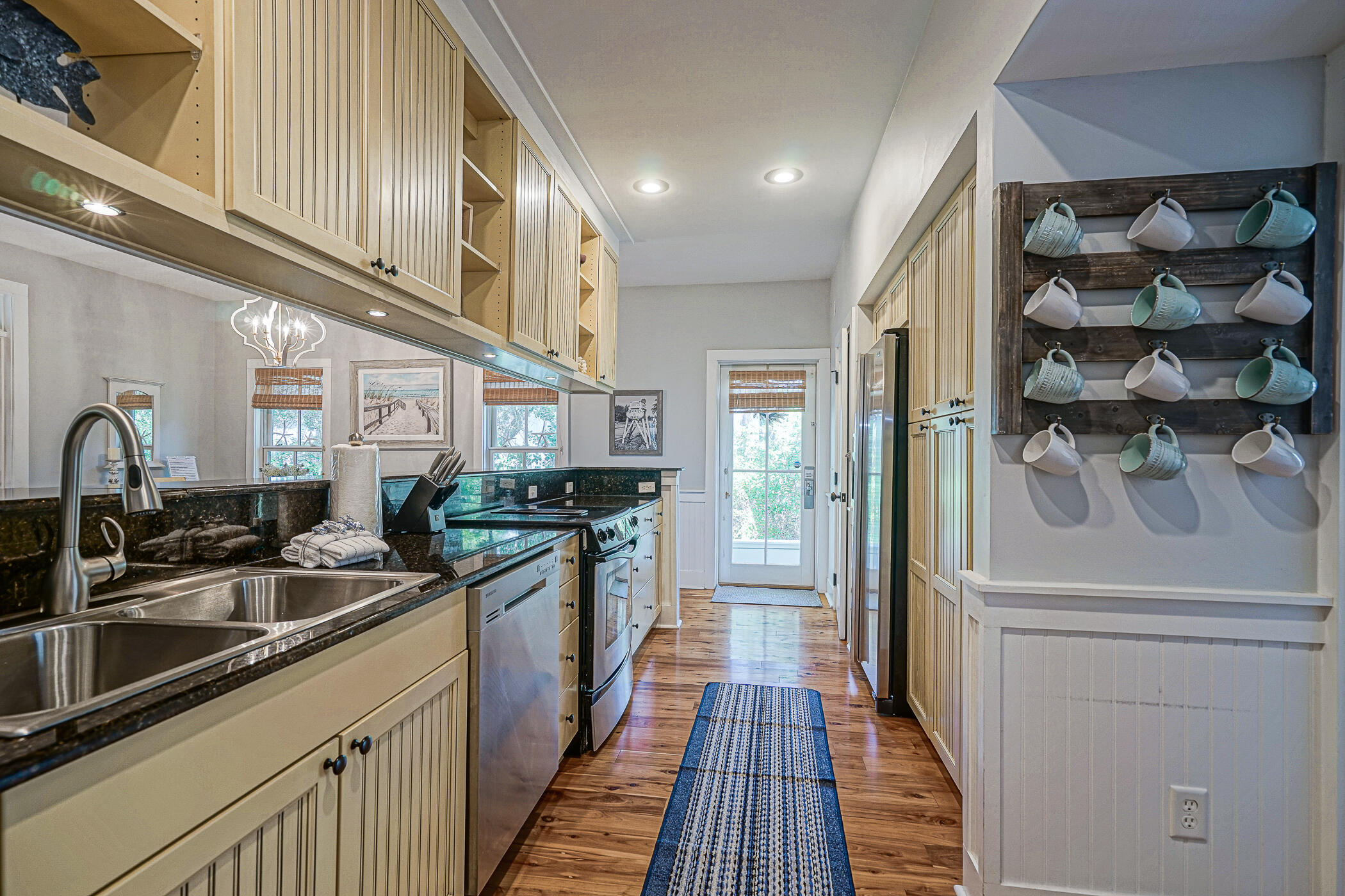 MAGNOLIA COTTAGES - Residential