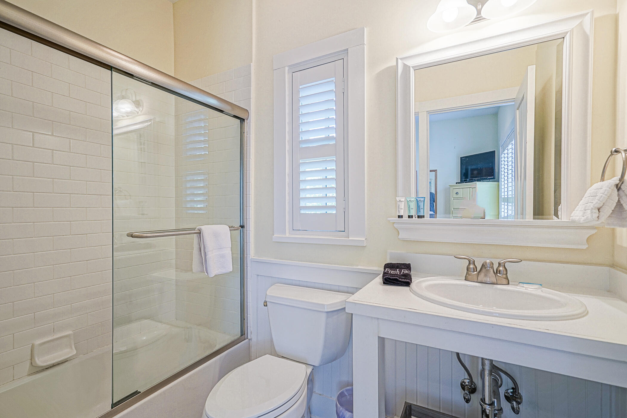 MAGNOLIA COTTAGES - Residential