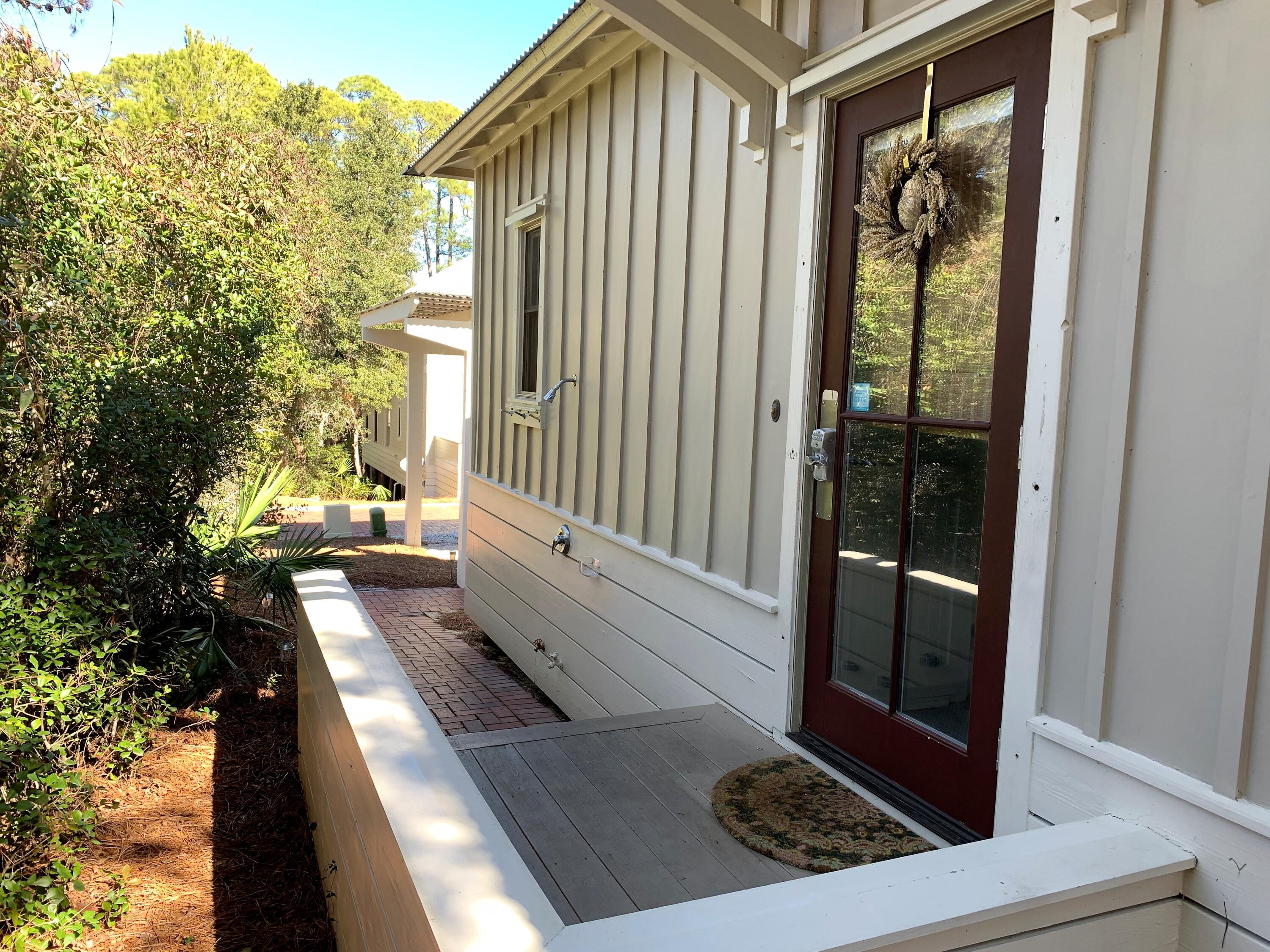 MAGNOLIA COTTAGES - Residential