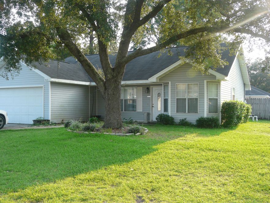 Now Vacant on Supra LB - Easy show !!! Really nice home with great yard! 3 nice sized bedrms and 2 full baths. 2 car garage ! Roof new in 2005, Stove & Micro new in 2009. New Hot Water Heater. Nice eat-in kitchen with lovely bay window. Mature trees give a lot of shade! Nice deck in backyard with privacy fenced yard. Plenty of room on side of home to make yard larger inside fence area. Very nice Circle to live on and located close to bases, shopping and beaches.