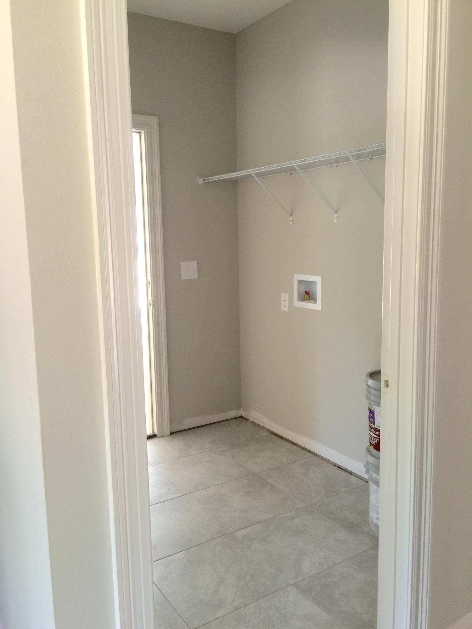 VALPARAISO PINECREST 6 - Residential