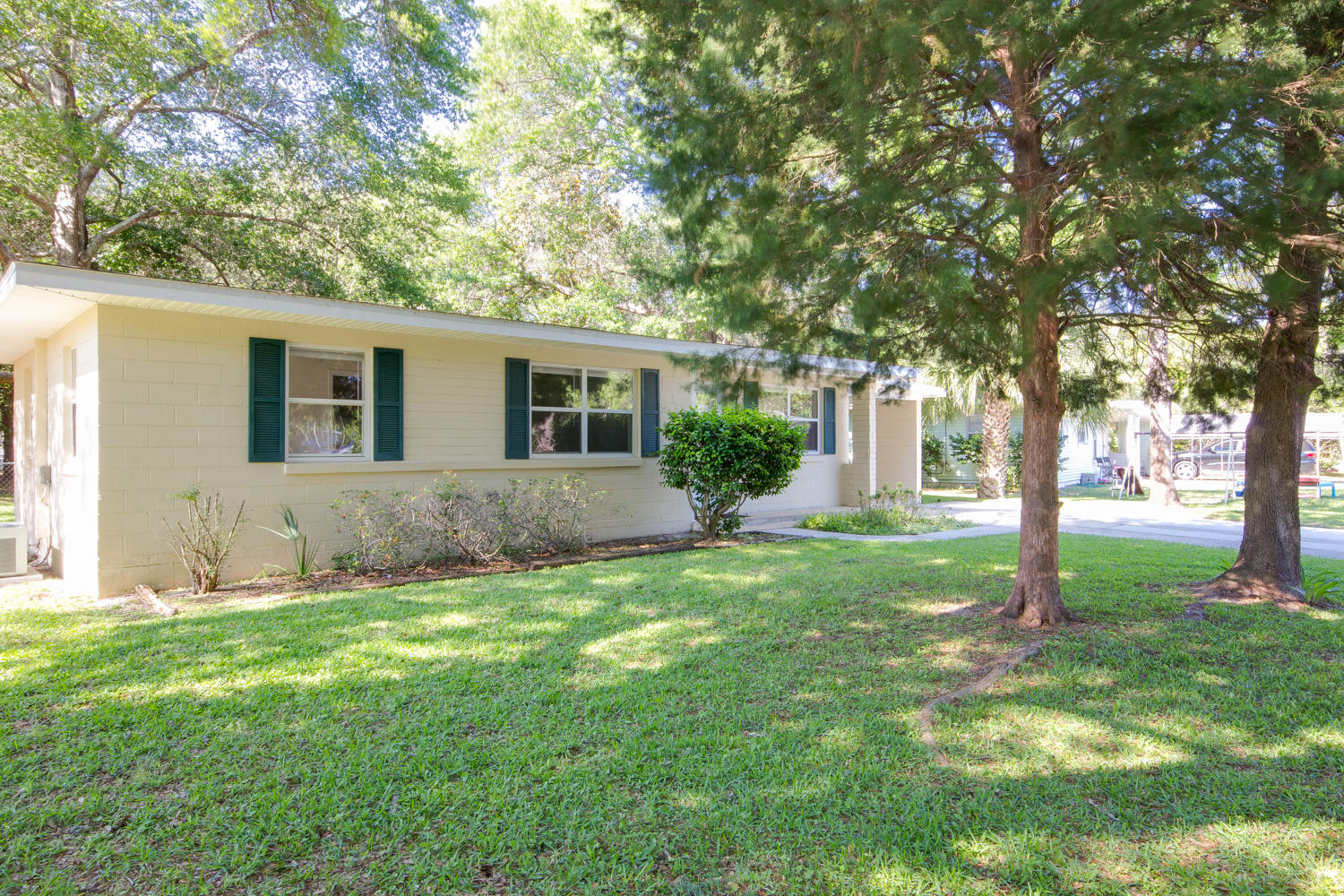 GARNIERS BEACH - Residential