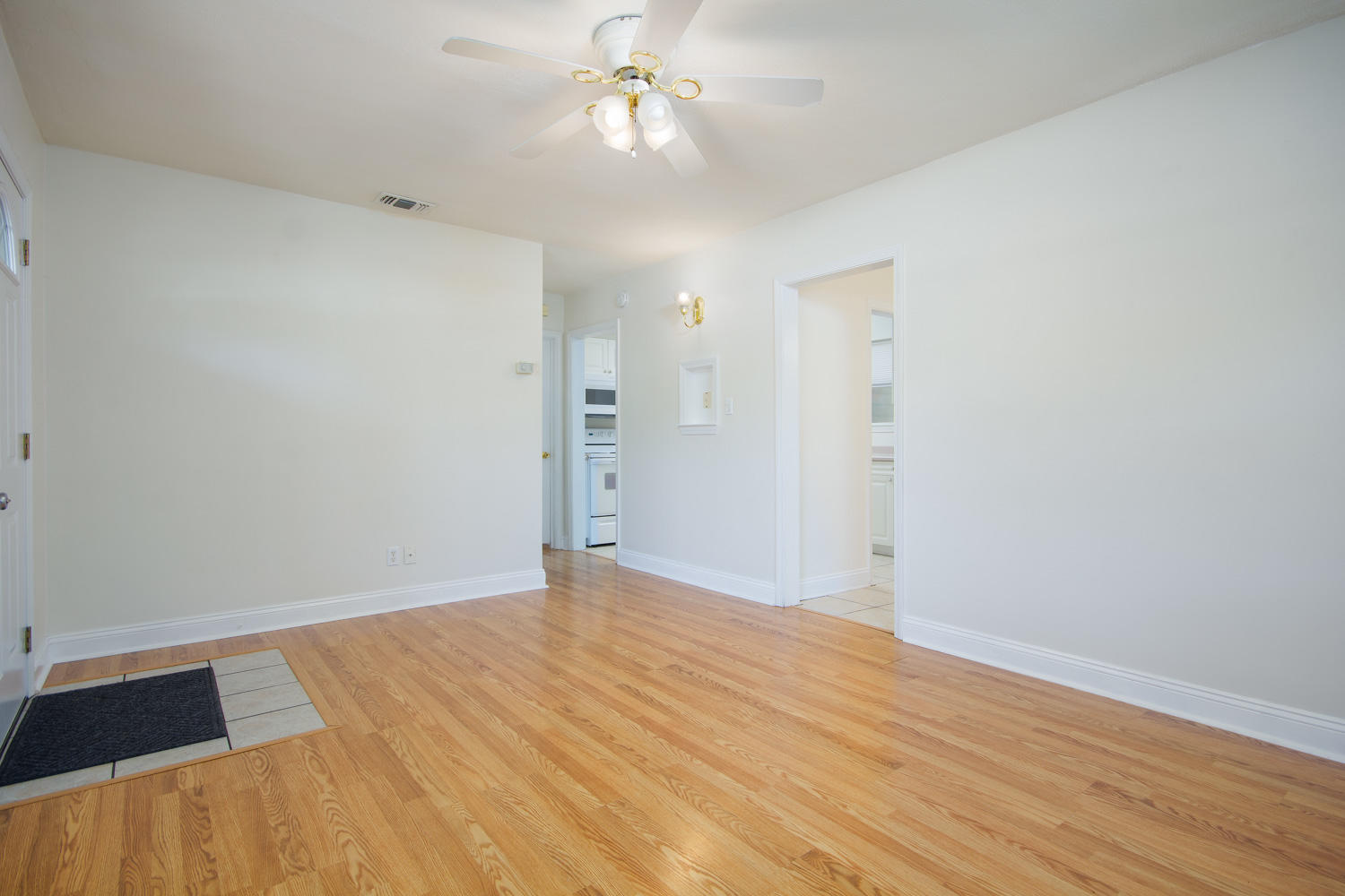 GARNIERS BEACH - Residential