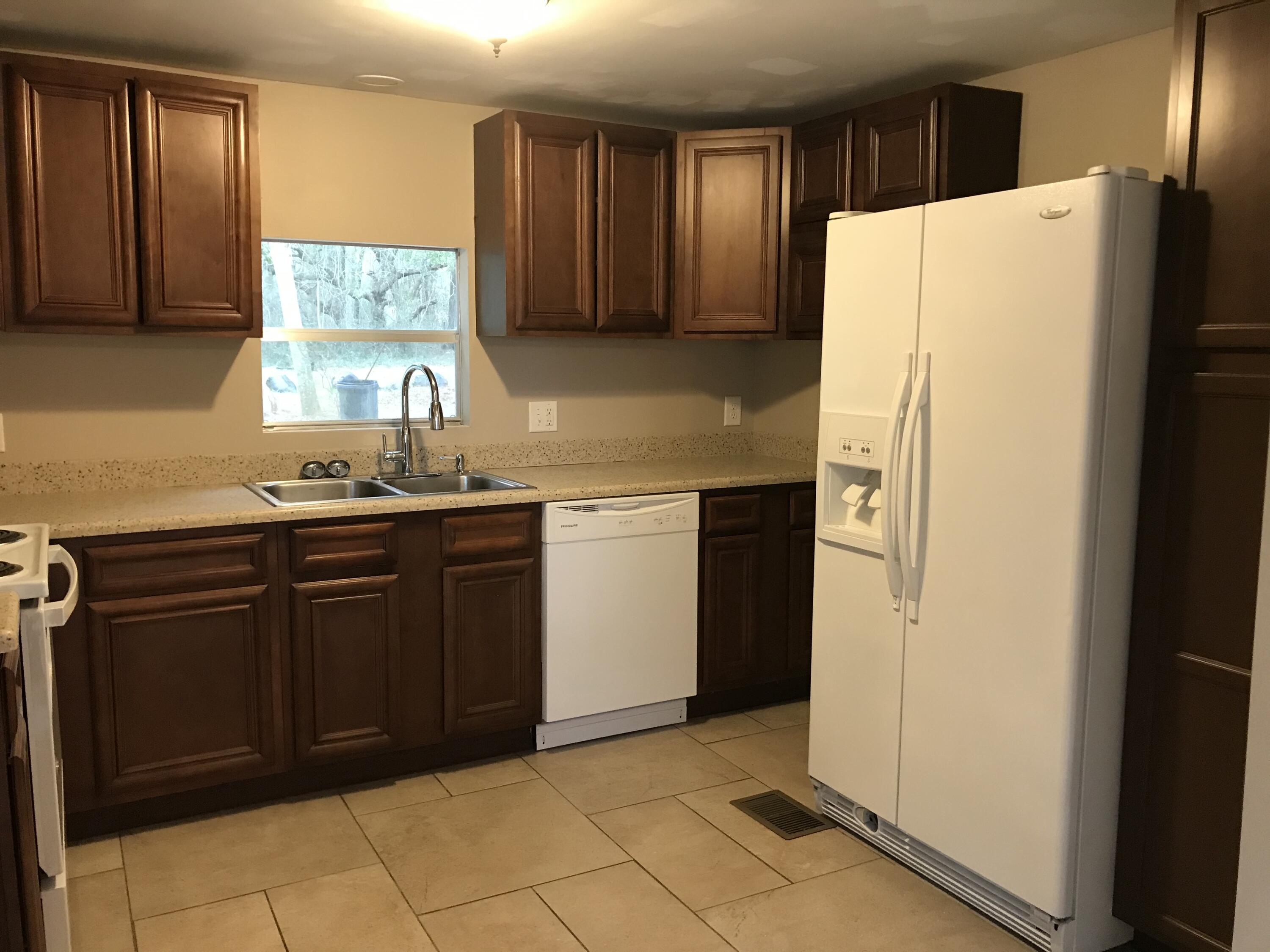 Baker/Milligan - Residential Lease