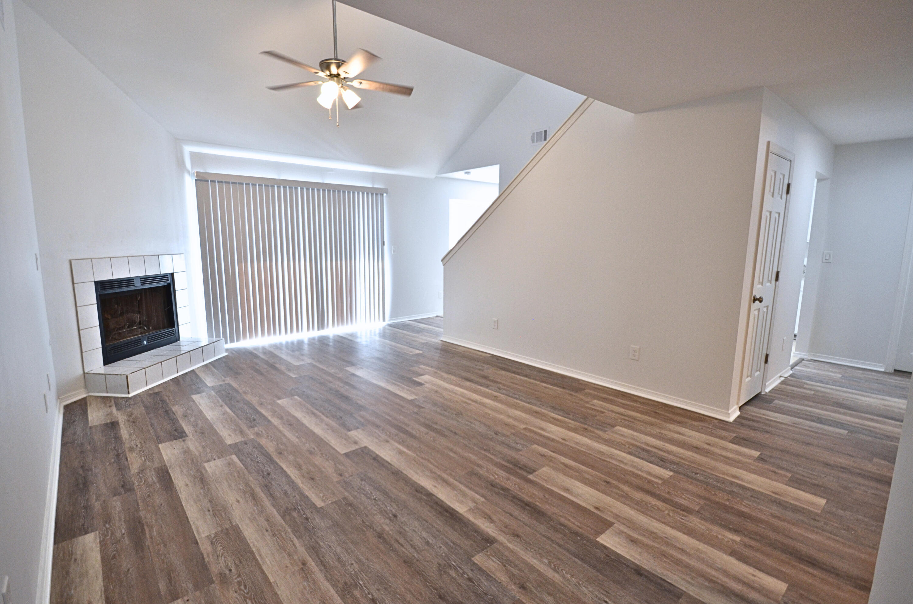 SCHNIEDER COURT S/D - Residential Lease