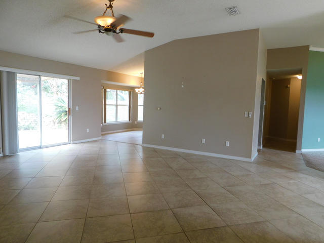 COUNTRYVIEW ESTATES 10TH ADDN - Residential