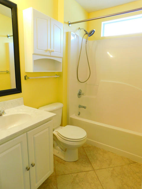 COUNTRYVIEW ESTATES 10TH ADDN - Residential