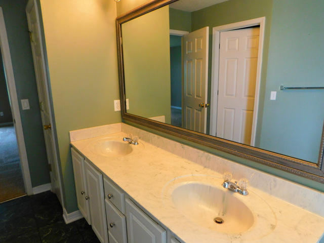 COUNTRYVIEW ESTATES 10TH ADDN - Residential