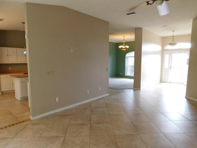 COUNTRYVIEW ESTATES 10TH ADDN - Residential