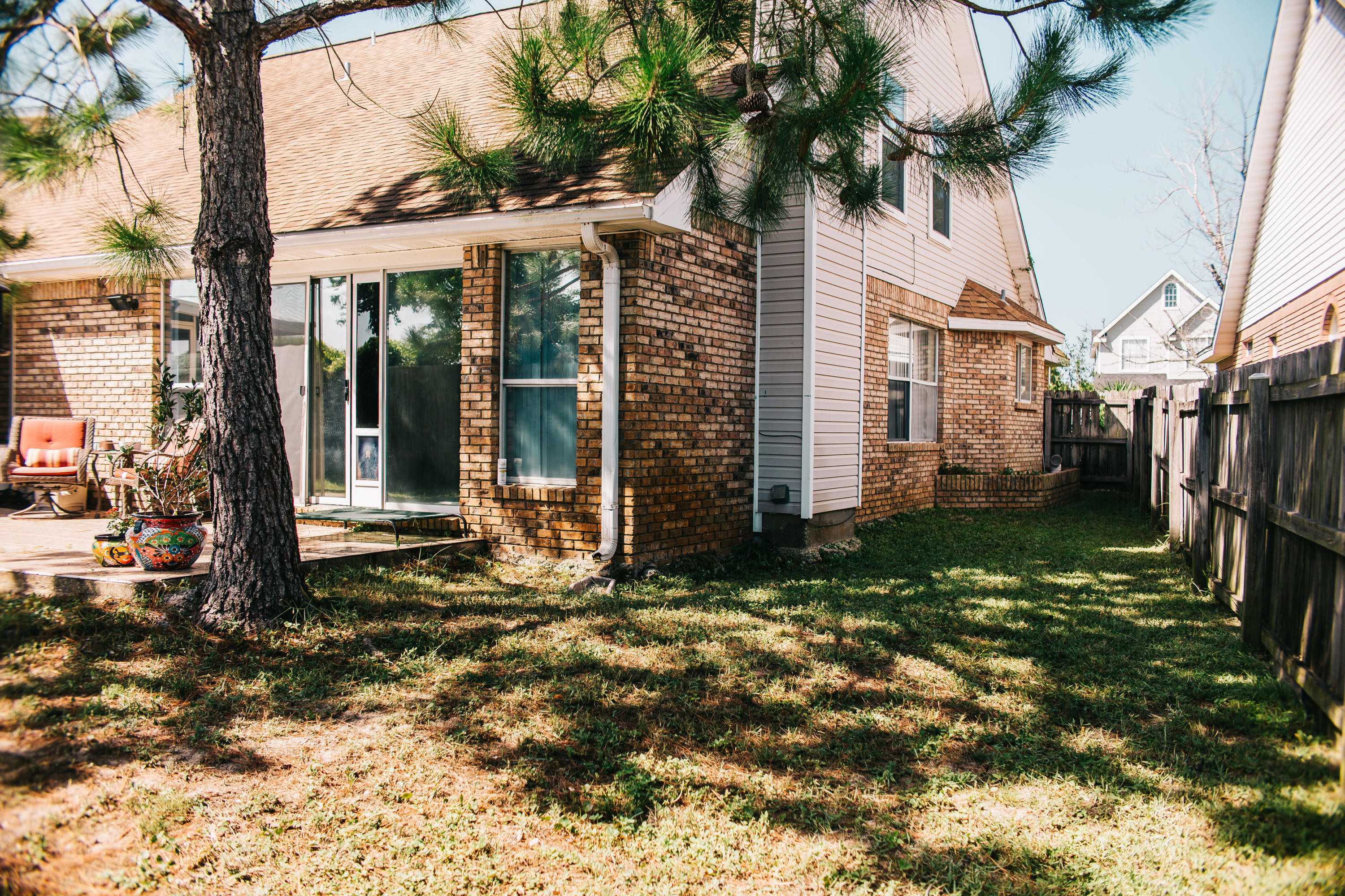 Harbor Breeze - Residential