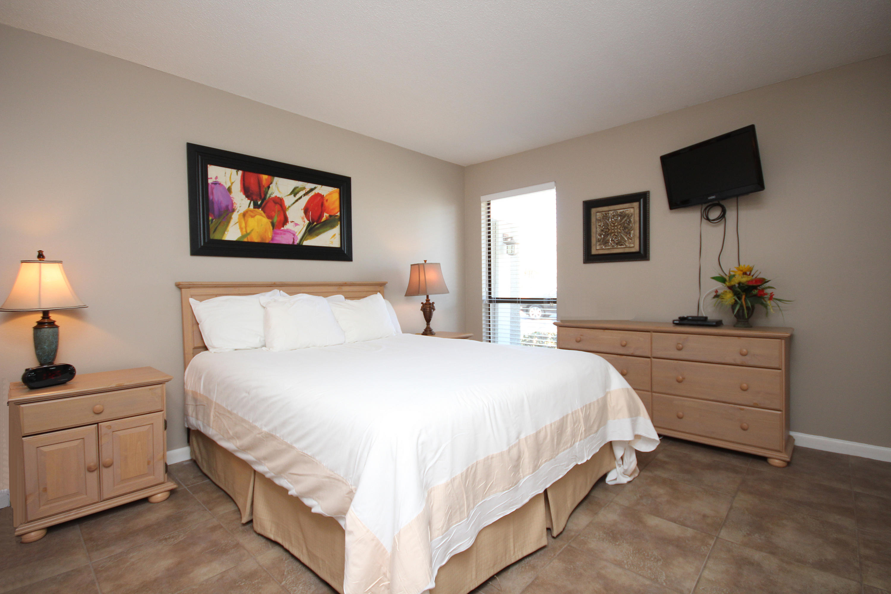 LINKSIDE VILLAGE UNIT 1 - Residential