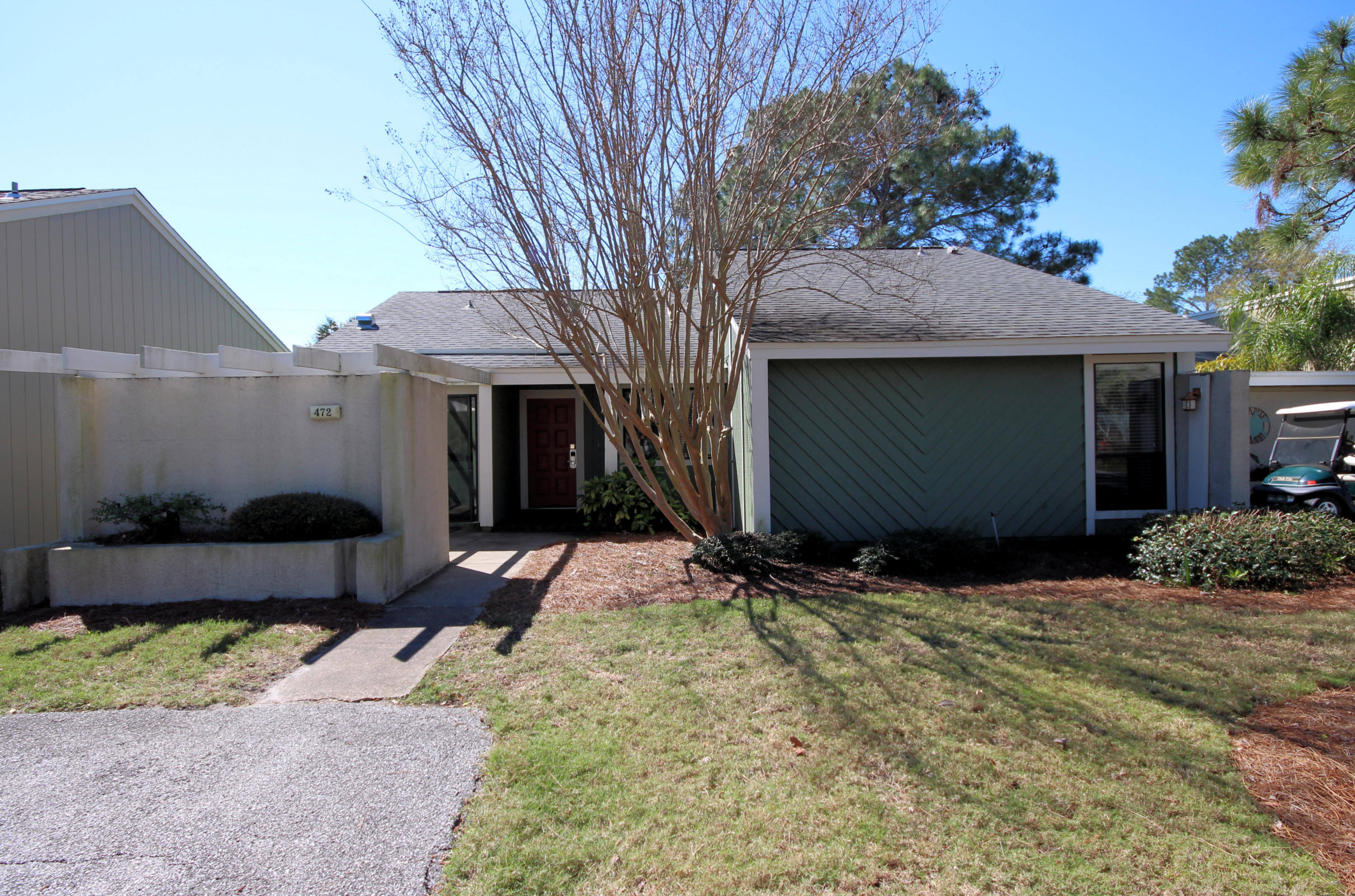 LINKSIDE VILLAGE UNIT 1 - Residential