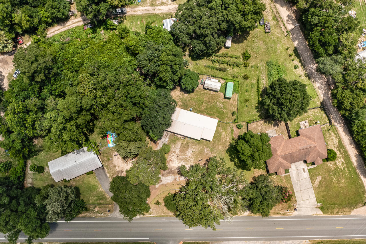 NO RECORDED SUBDIVISION - Residential
