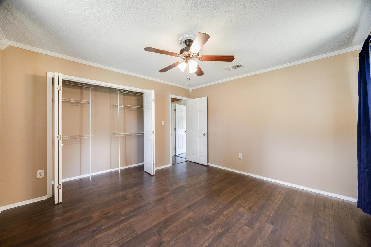 NO RECORDED SUBDIVISION - Residential