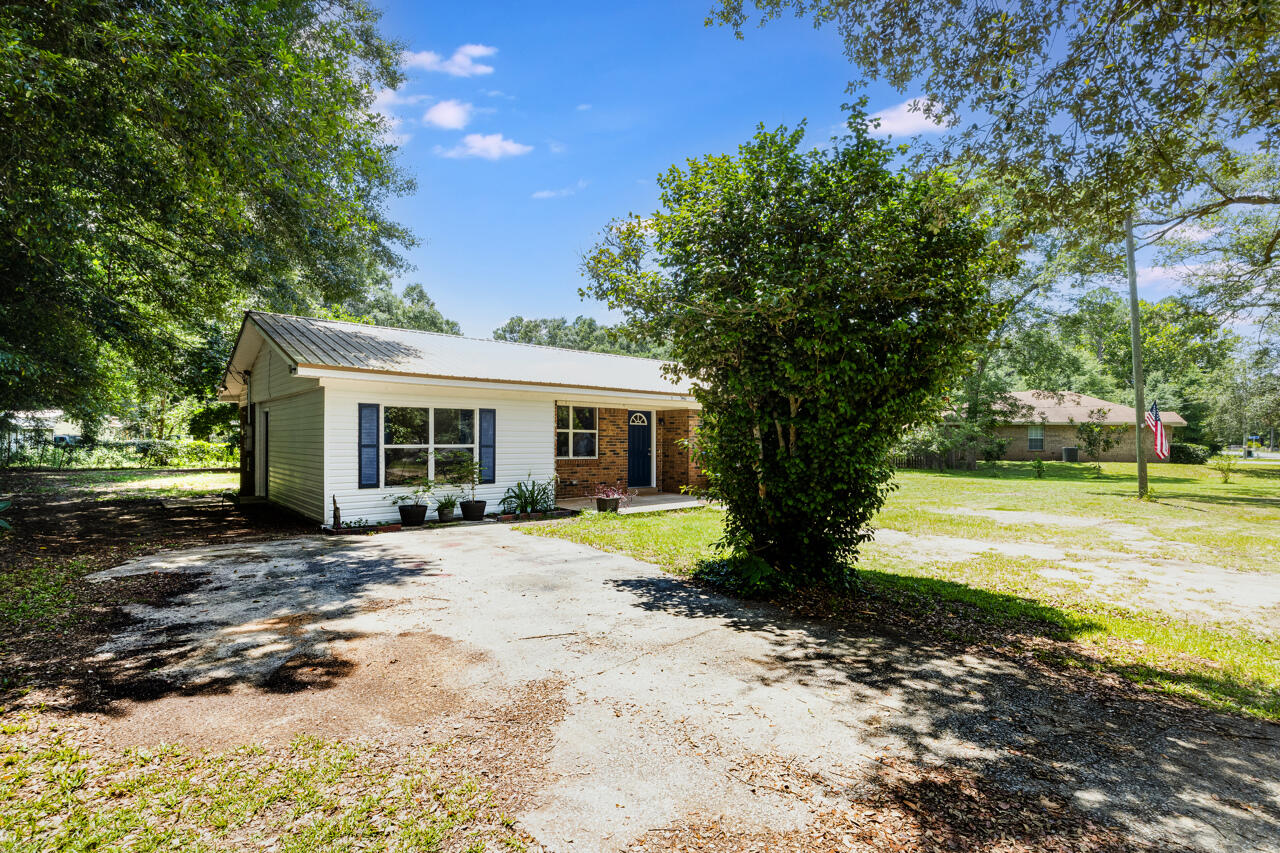 NO RECORDED SUBDIVISION - Residential
