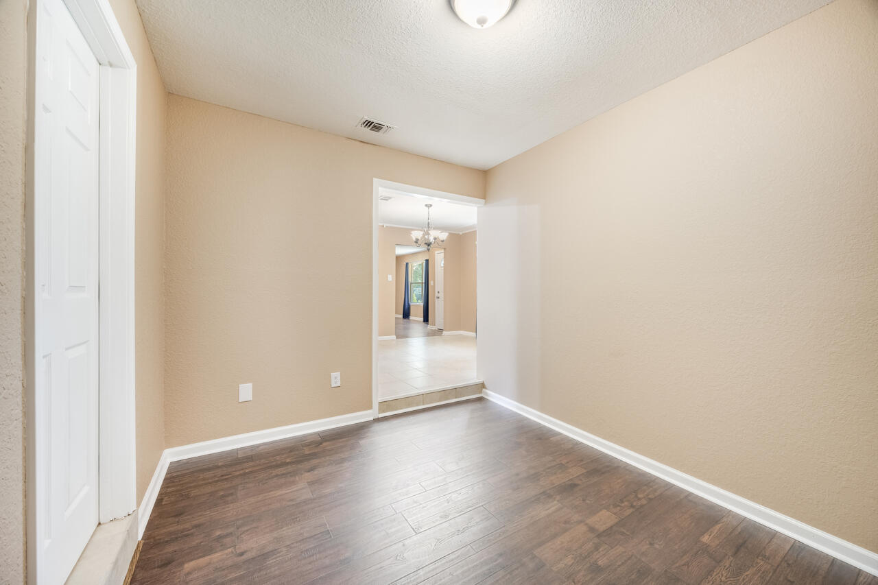 NO RECORDED SUBDIVISION - Residential