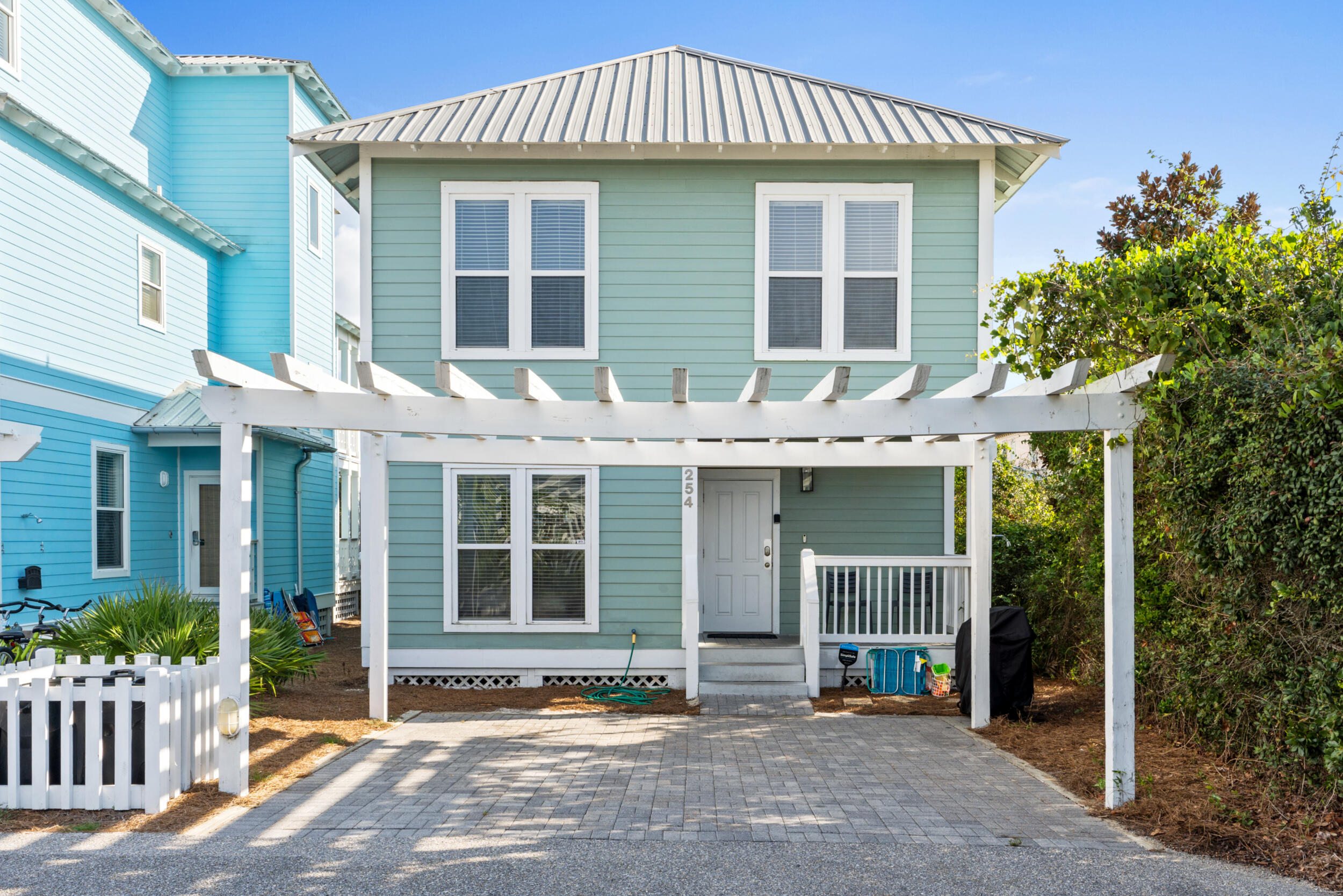 COTTAGES AT CAMP CREEK - Residential