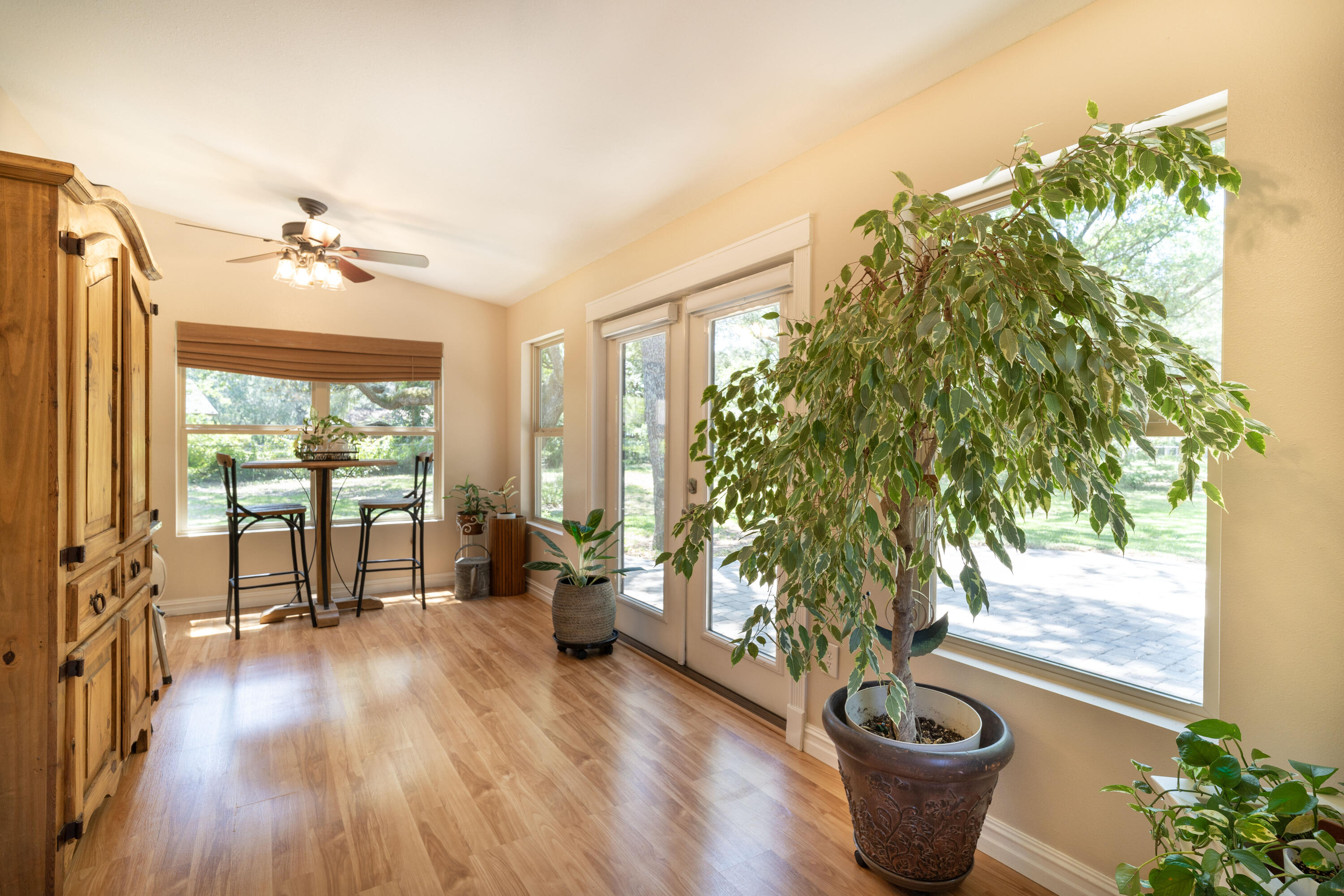 LAKE PIPPIN - Residential